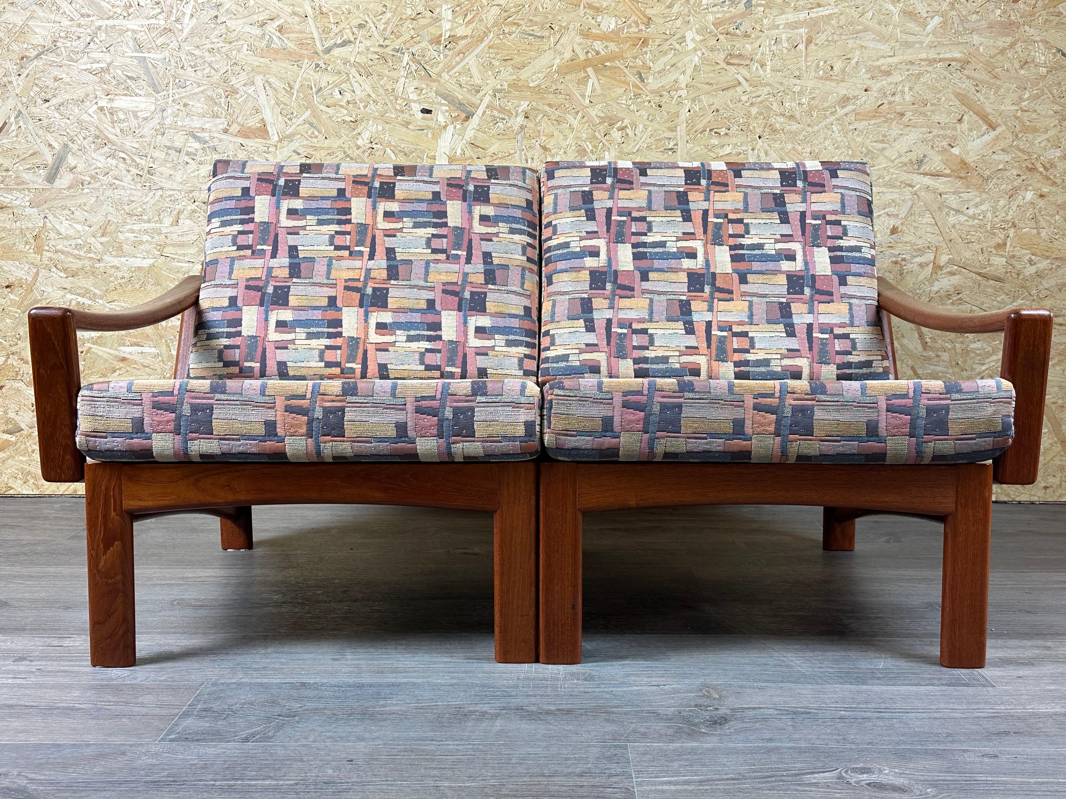 Divano a 2 posti in teak anni '60/'70 di Glostrup Møbelfabrik Danimarca Design In condizioni buone in vendita a Neuenkirchen, NI