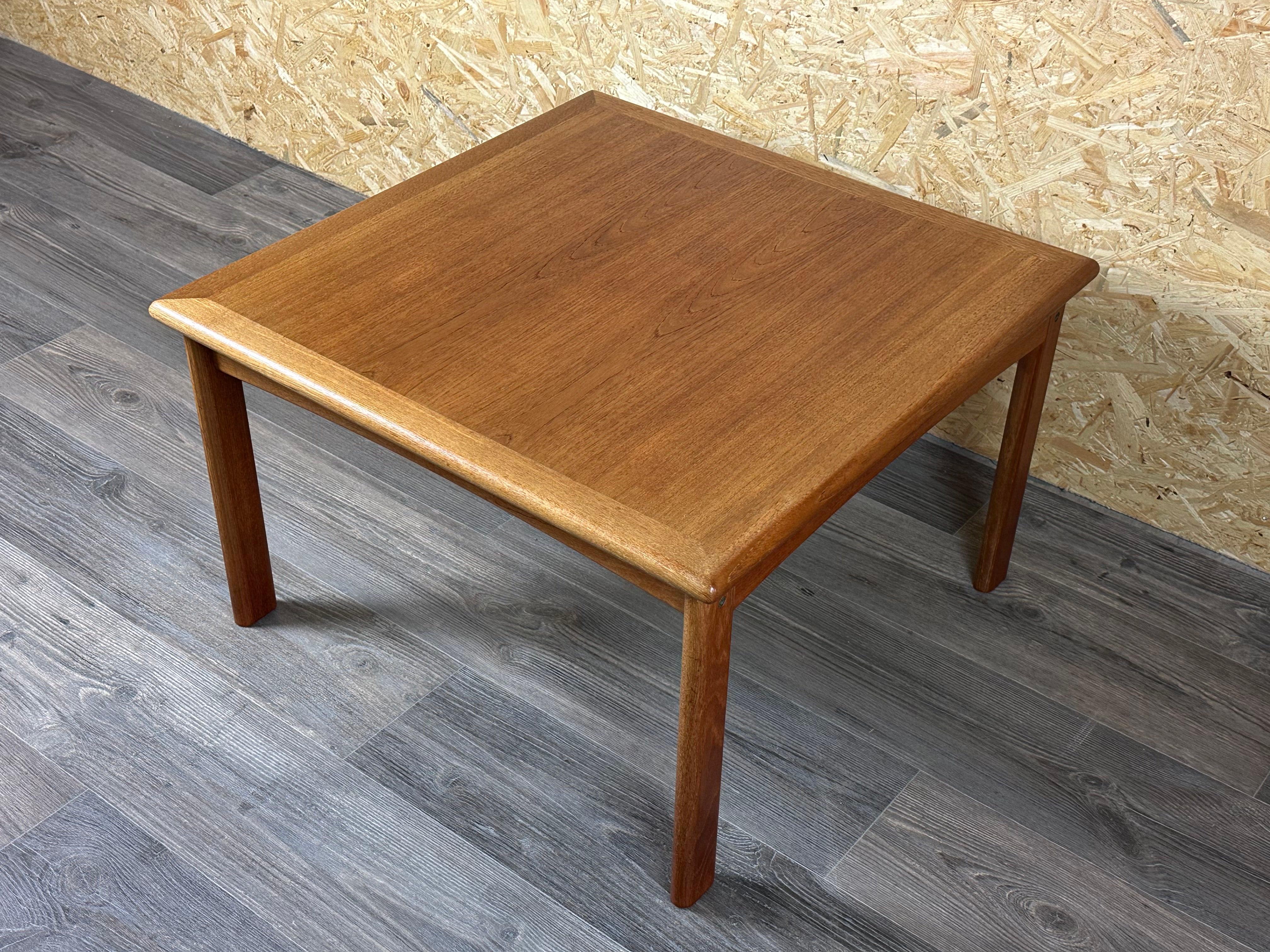 1960er/70er Jahre Couchtisch und Beistelltisch aus Teakholz von Glostrup Møbelfabrik Dänemark (Dänisch) im Angebot