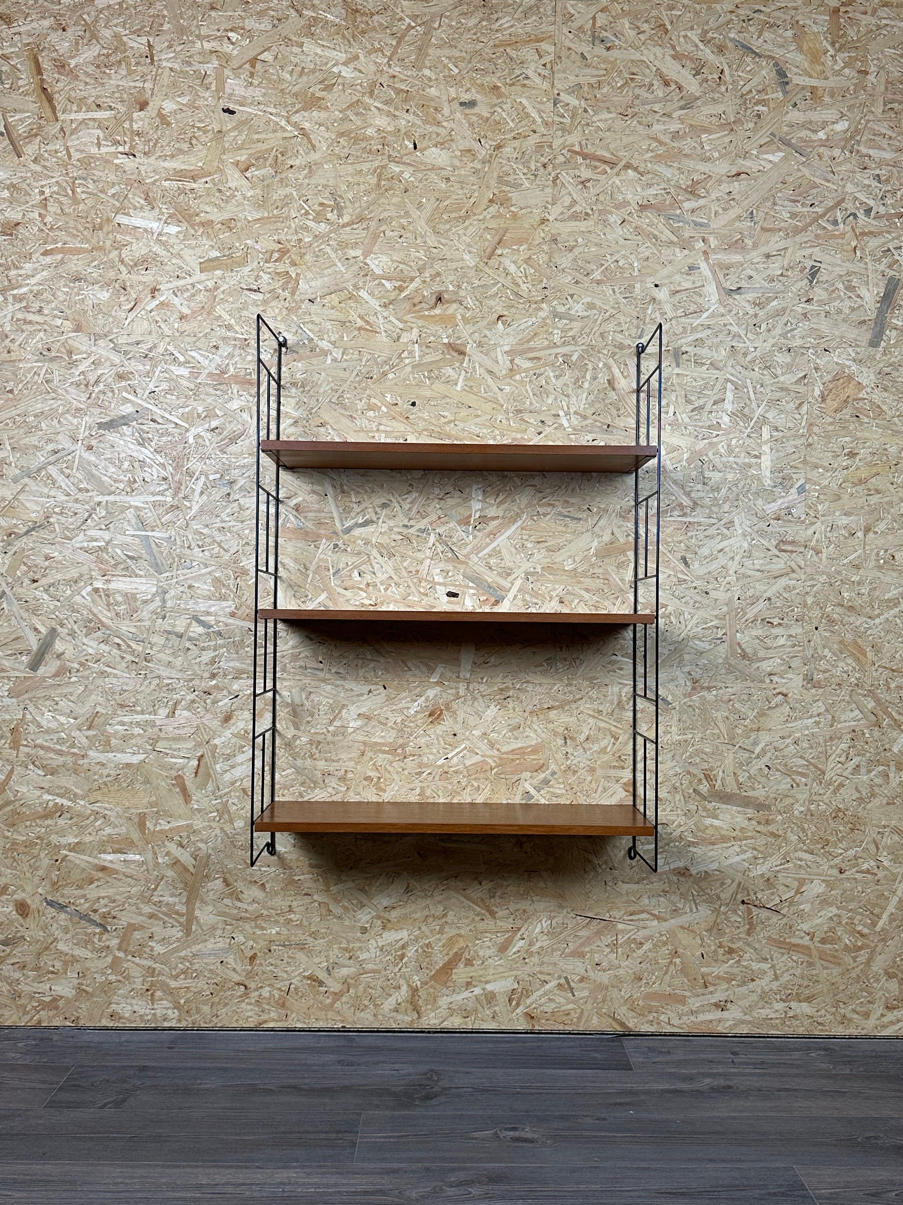 Étagère en teck des années 1960/70, étagère murale, WHB Allemagne, étagère à cordes, Design/One en vente 10