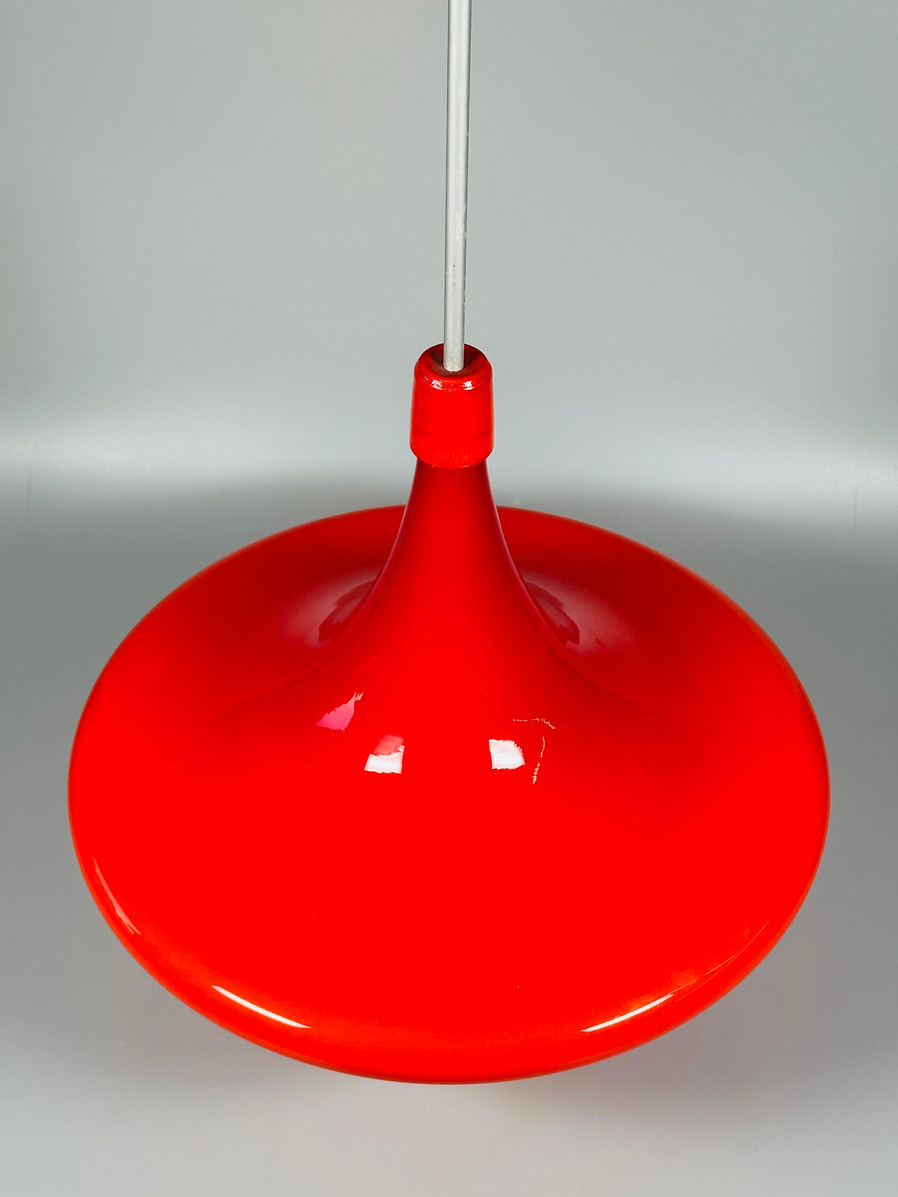 1960s/70s UFO Ceiling Lamp Hanging Lamp by Doria Leuchten Glass Space Age In Good Condition For Sale In Neuenkirchen, NI