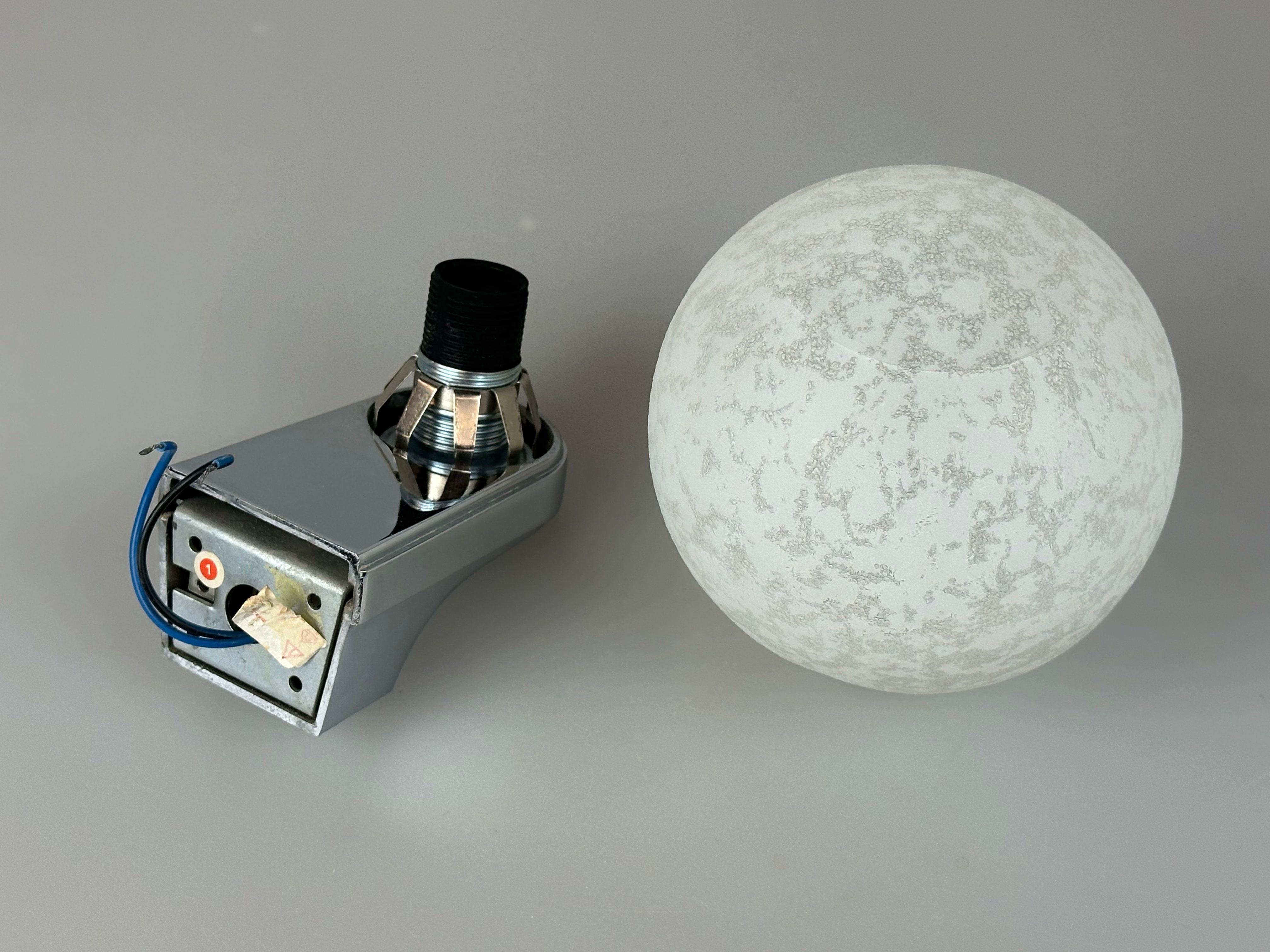 1960s/70s Wall Lamp, Globe Lamp, Metal, Chrome & Glass, Space Age Design For Sale 5