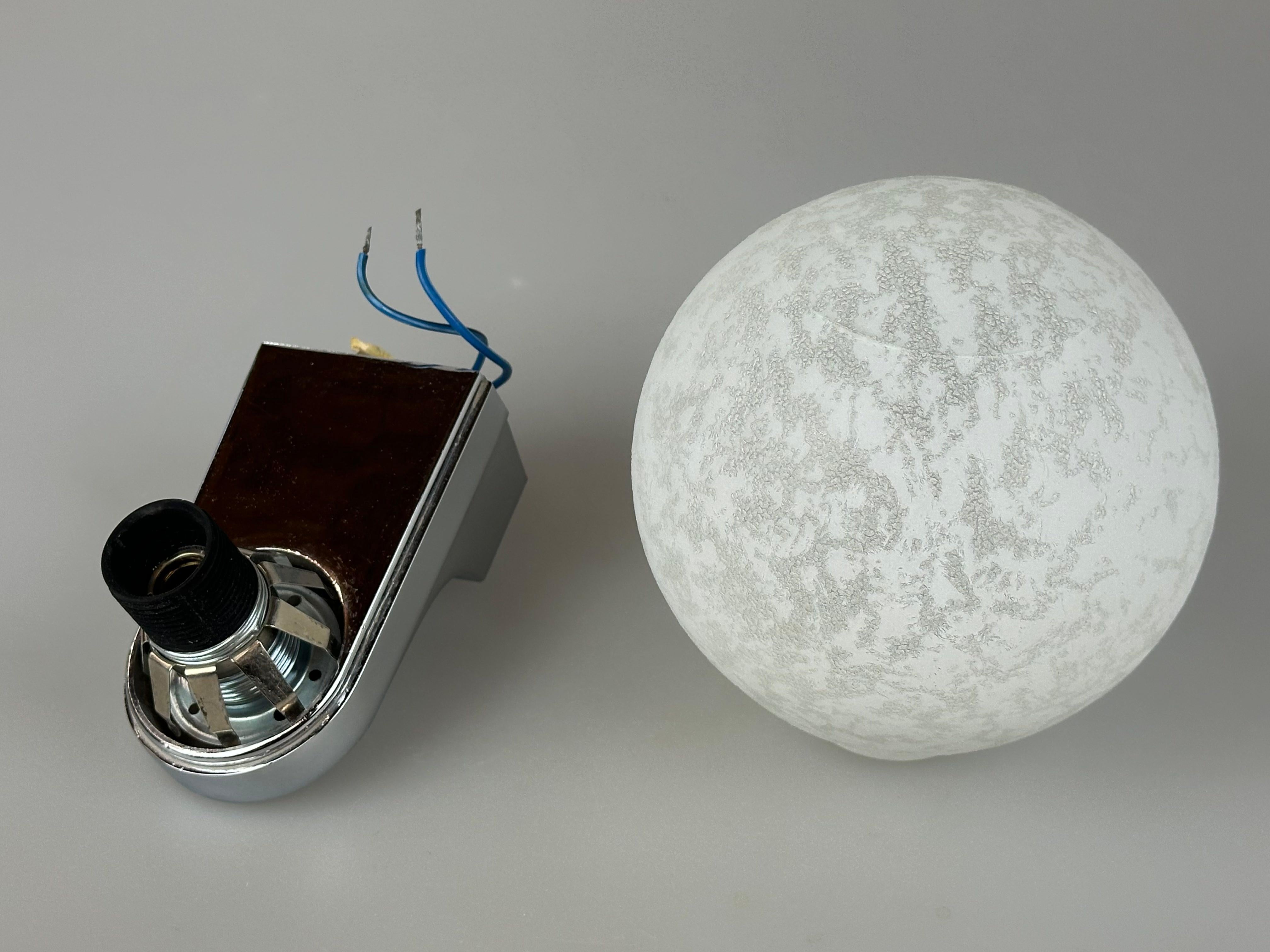 1960s/70s Wall Lamp, Globe Lamp, Metal, Chrome & Glass, Space Age Design For Sale 8