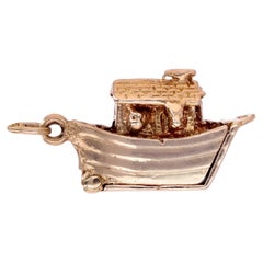 1960s 9 Karat Yellow Gold Noah's Ark Charm Pendant