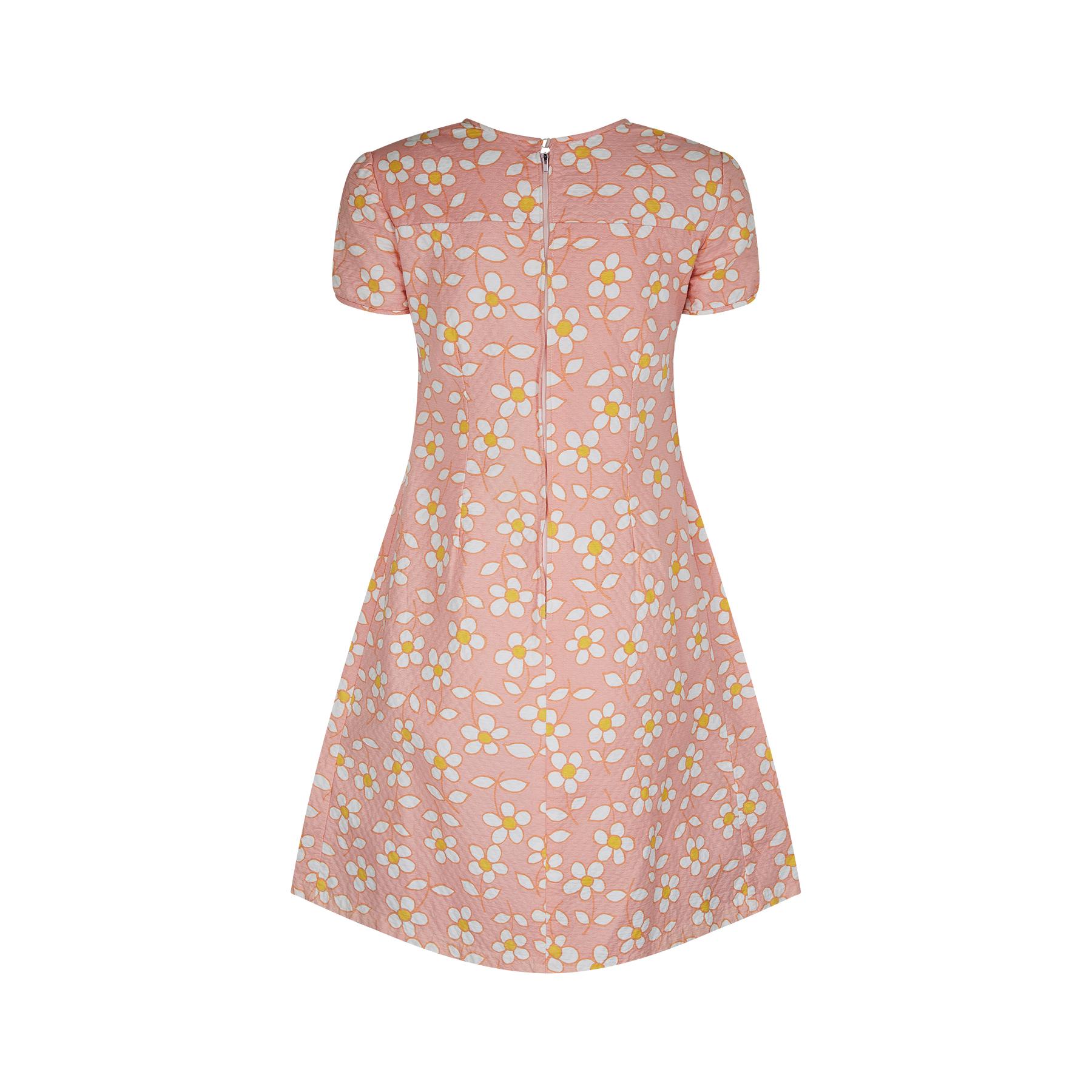 1960s A-Line Daisy Print Pink Dress In Excellent Condition In London, GB