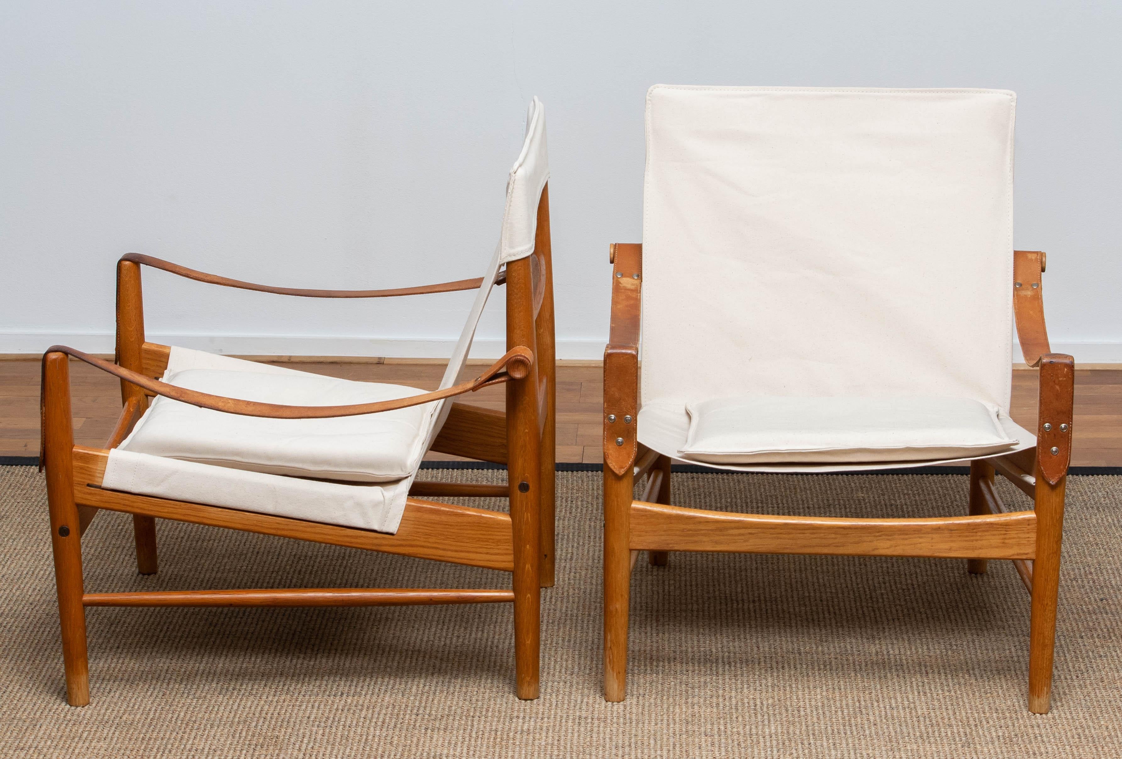 Mid-20th Century 1960s, a Pair of Safari Chairs by Hans Olsen for Viska Möbler in Kinna, Sweden