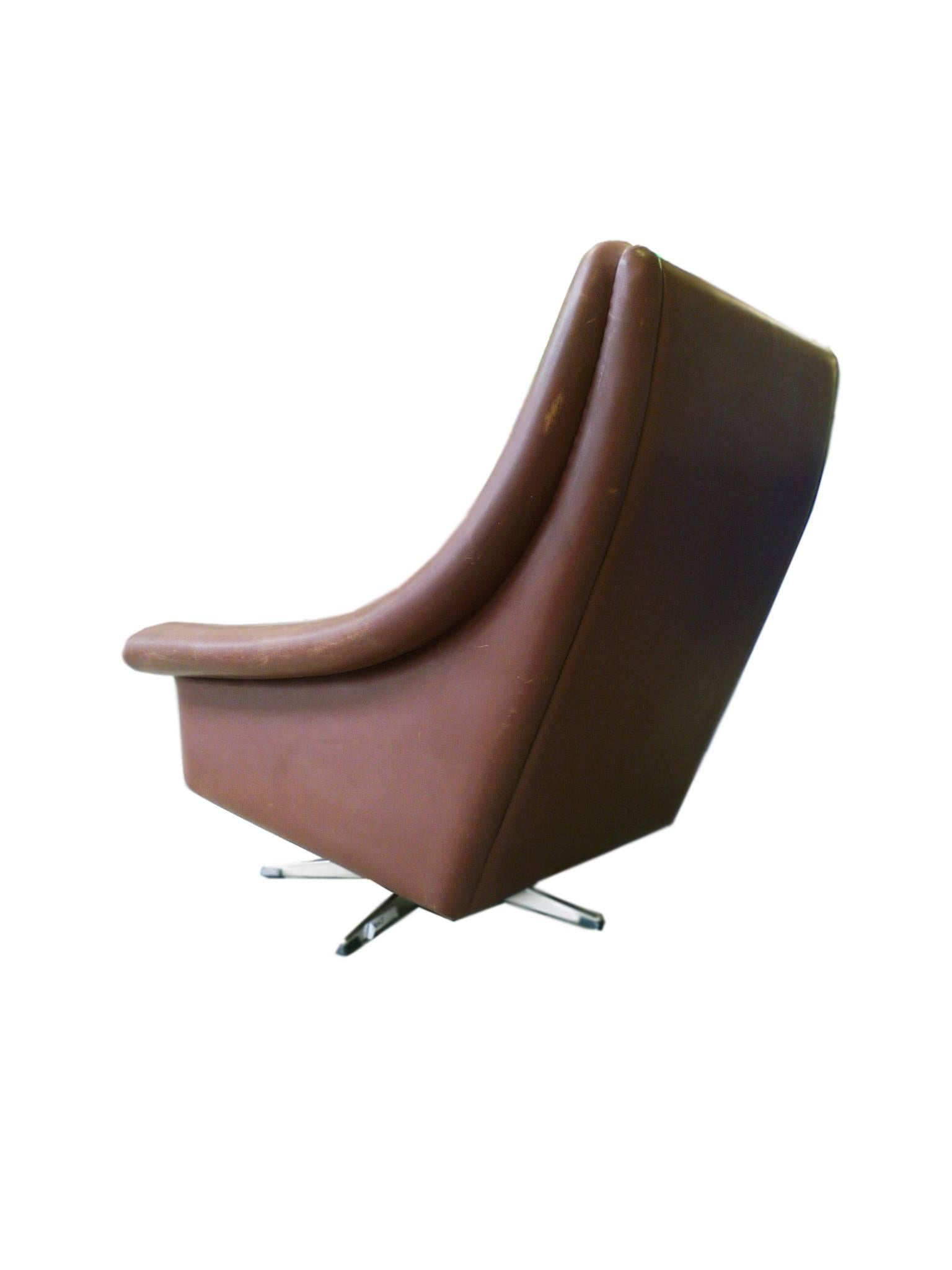 Scandinavian Modern 1960s Aage Christensen Model Ambassador Leather Lounge Chair