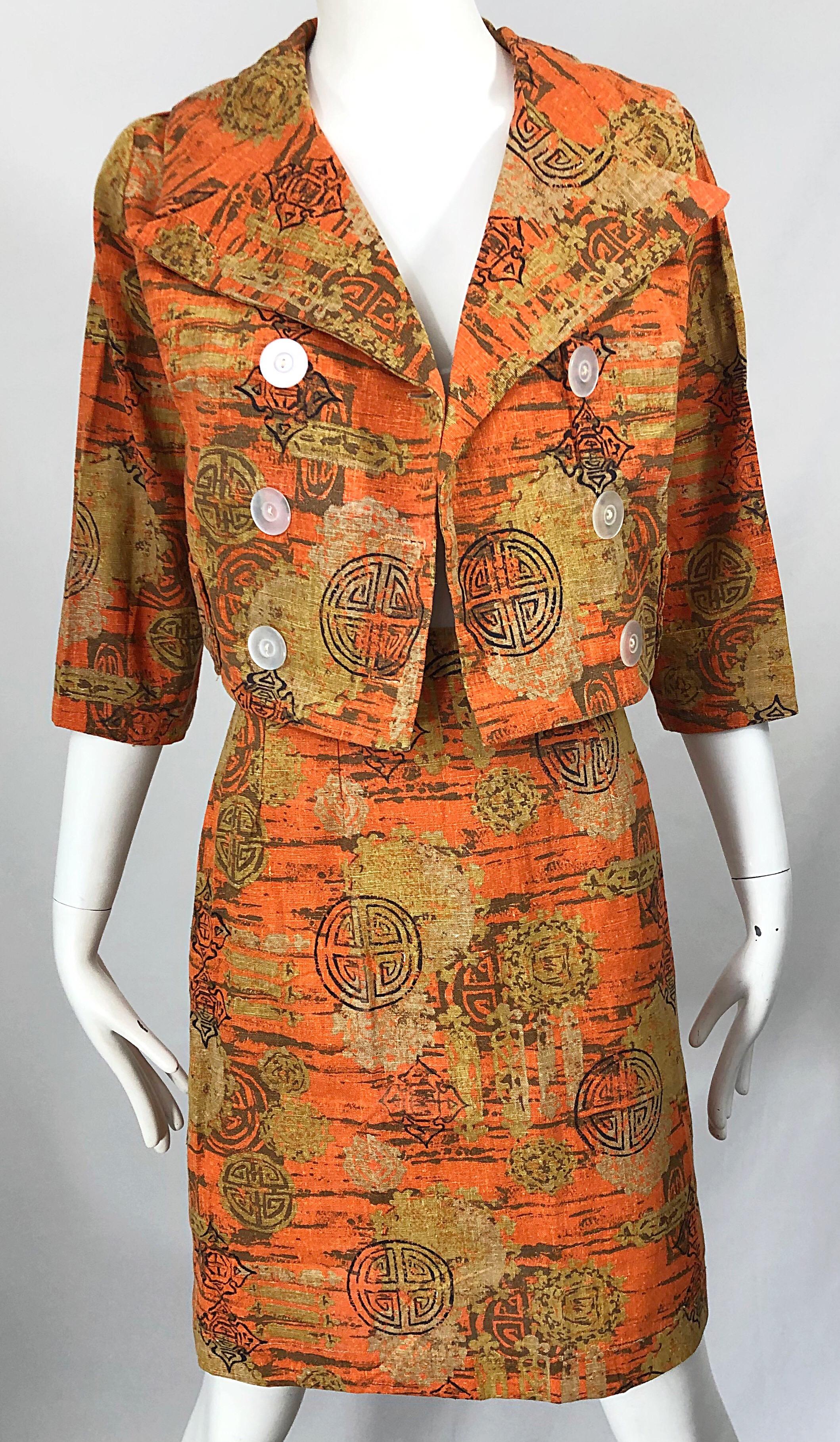 1960er Jahre Abstrakte asiatische Batik Leinen Vintage 60er Jahre Chic Cropped Jacke + Rock Anzug  Damen im Angebot