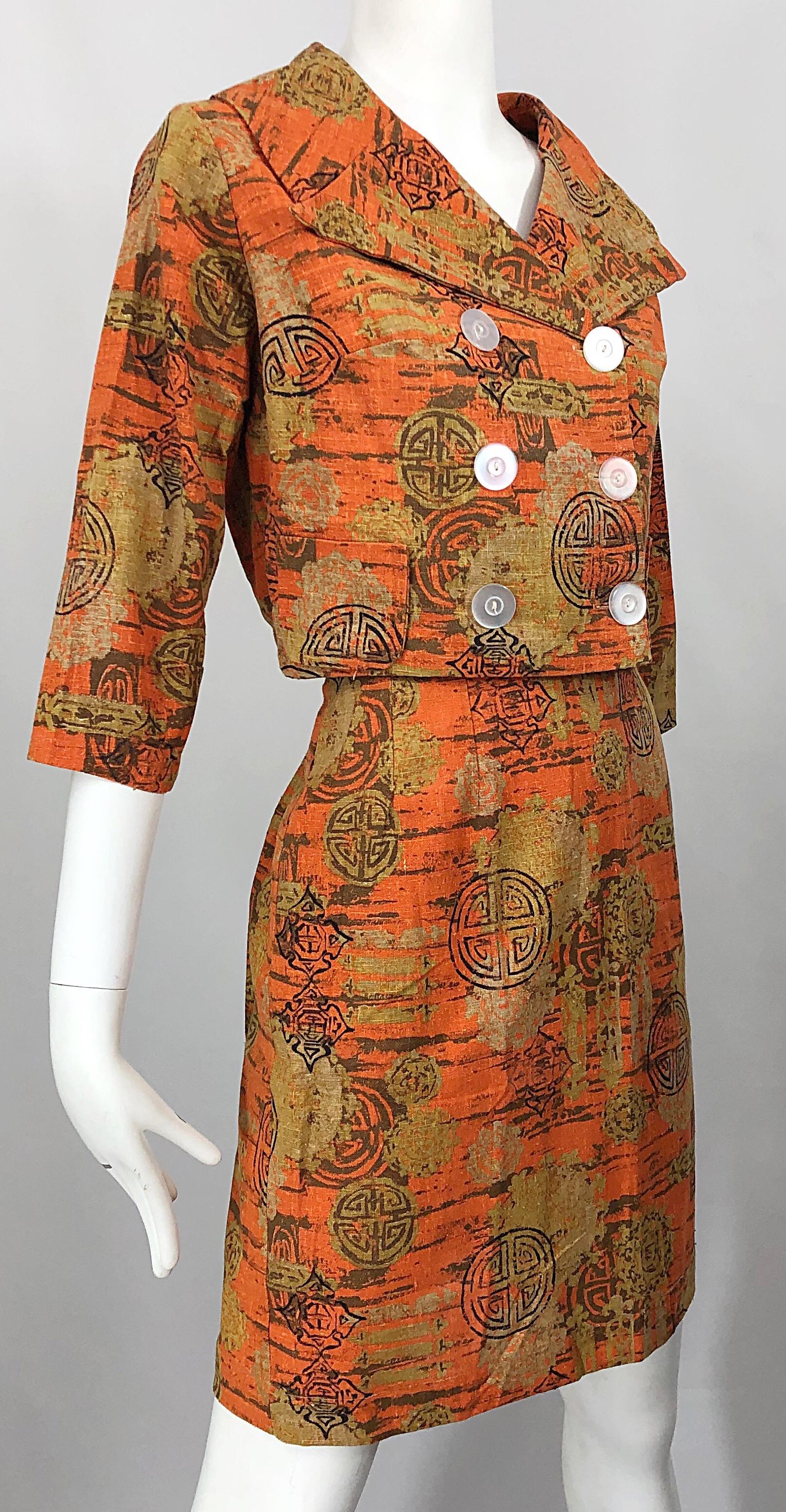 Women's 1960s Abstract Asian Batik Linen Vintage 60s Chic Cropped Jacket + Skirt Suit  For Sale