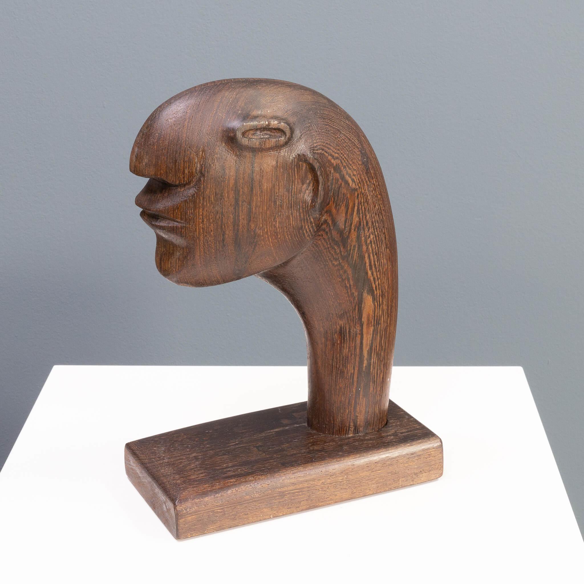 1980s abstract wooden handmade head sculpture in the style of Henri Moore For Sale 1