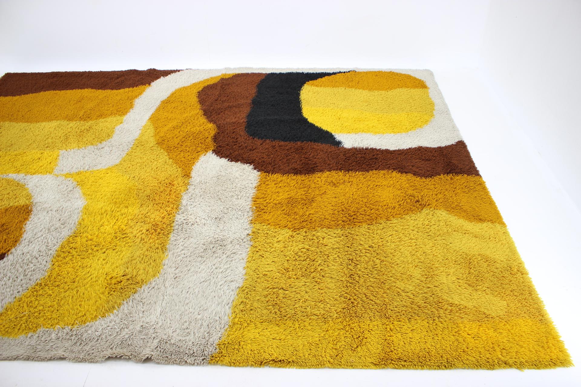 1960s carpet