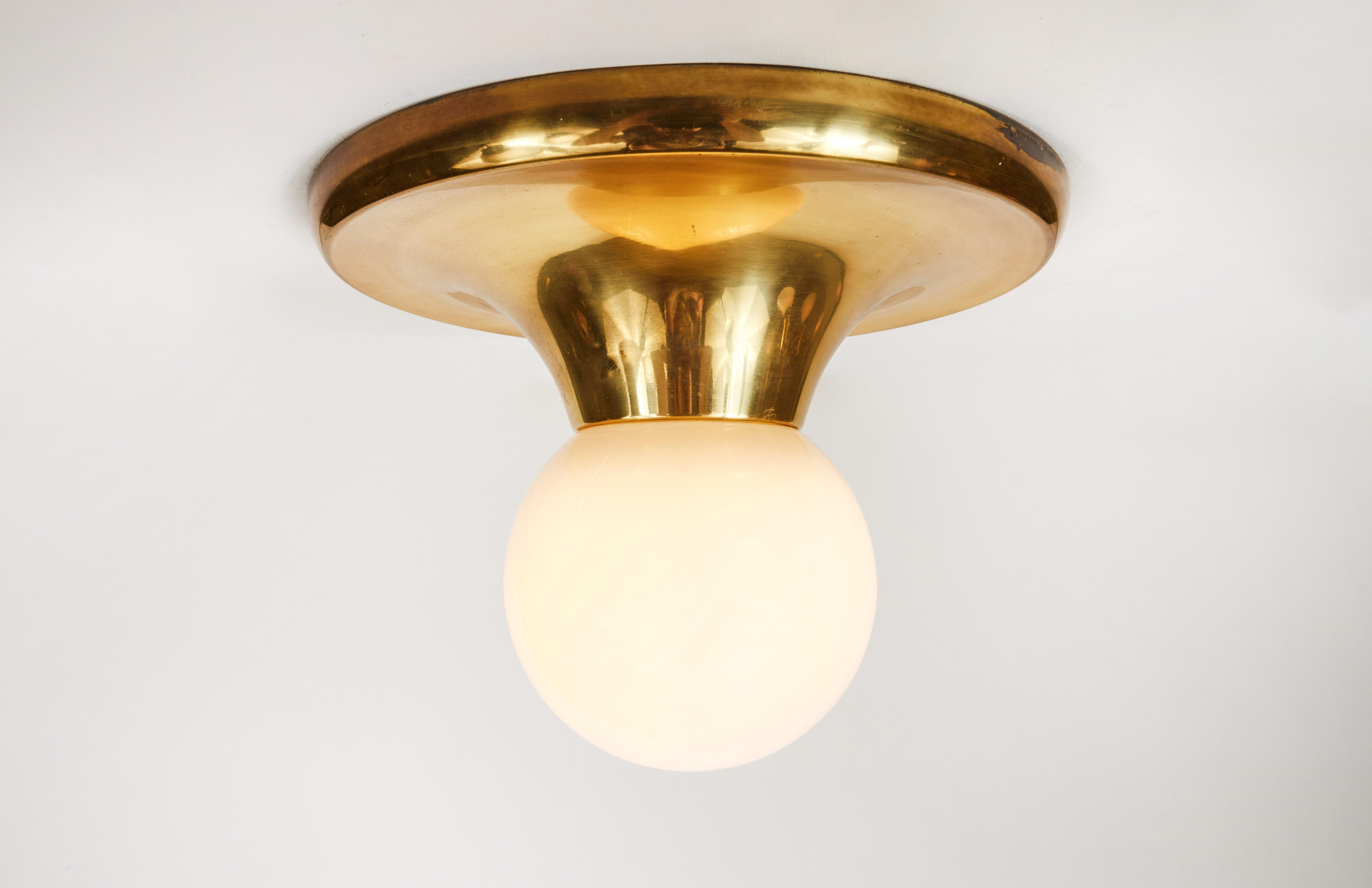 Mid-20th Century 1960s Achille Castiglioni & Pier Giacomo 'Light Ball' Wall or Ceiling Lamp