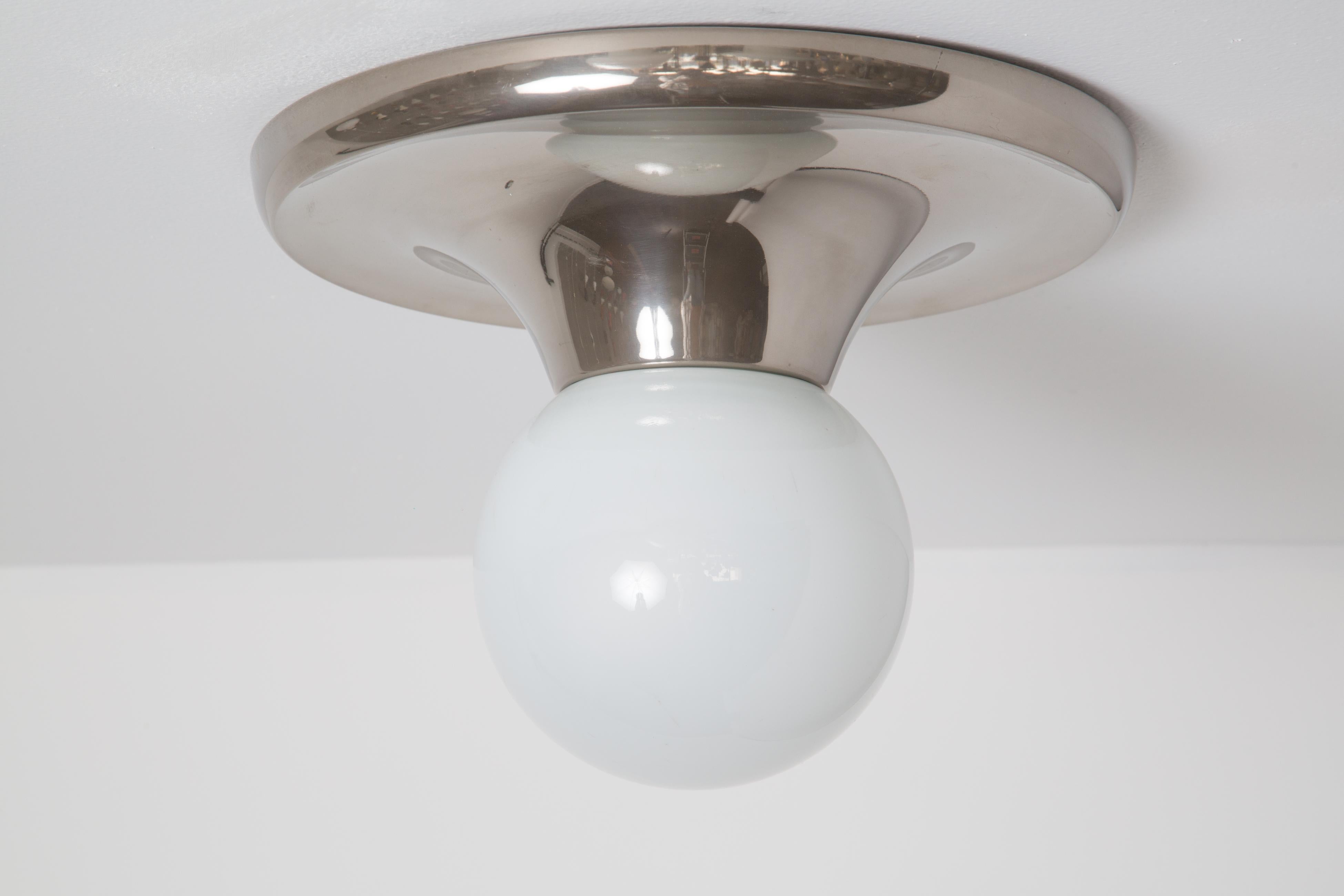 1960s Achille Castiglioni Nickel 'Light Ball' Wall or Ceiling Lamp for Flos In Good Condition In Glendale, CA