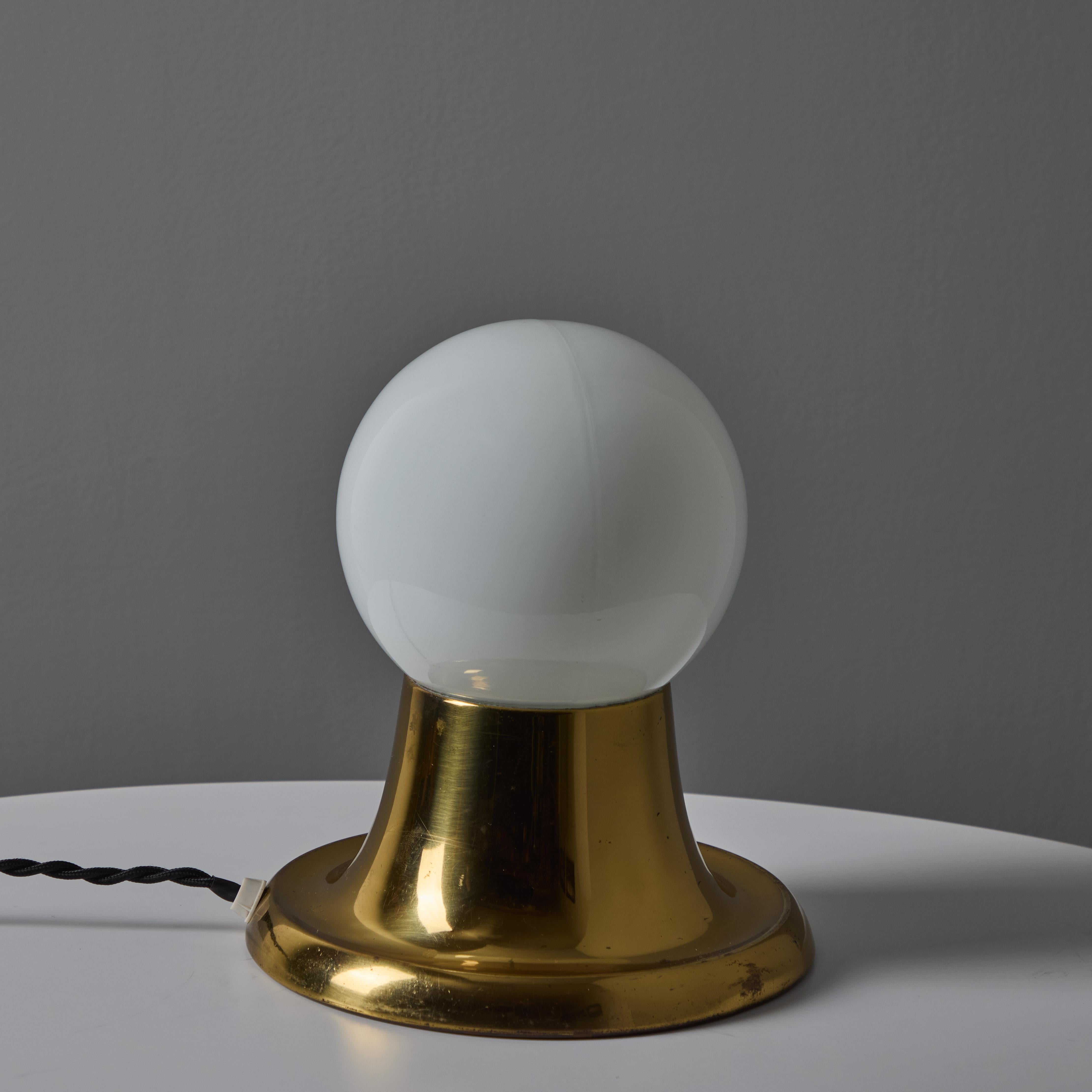 Lampada da tavolo Achille Castiglioni & Pier Giacomo Castiglioni 'Light Ball' degli anni '60 In condizioni buone in vendita a Glendale, CA