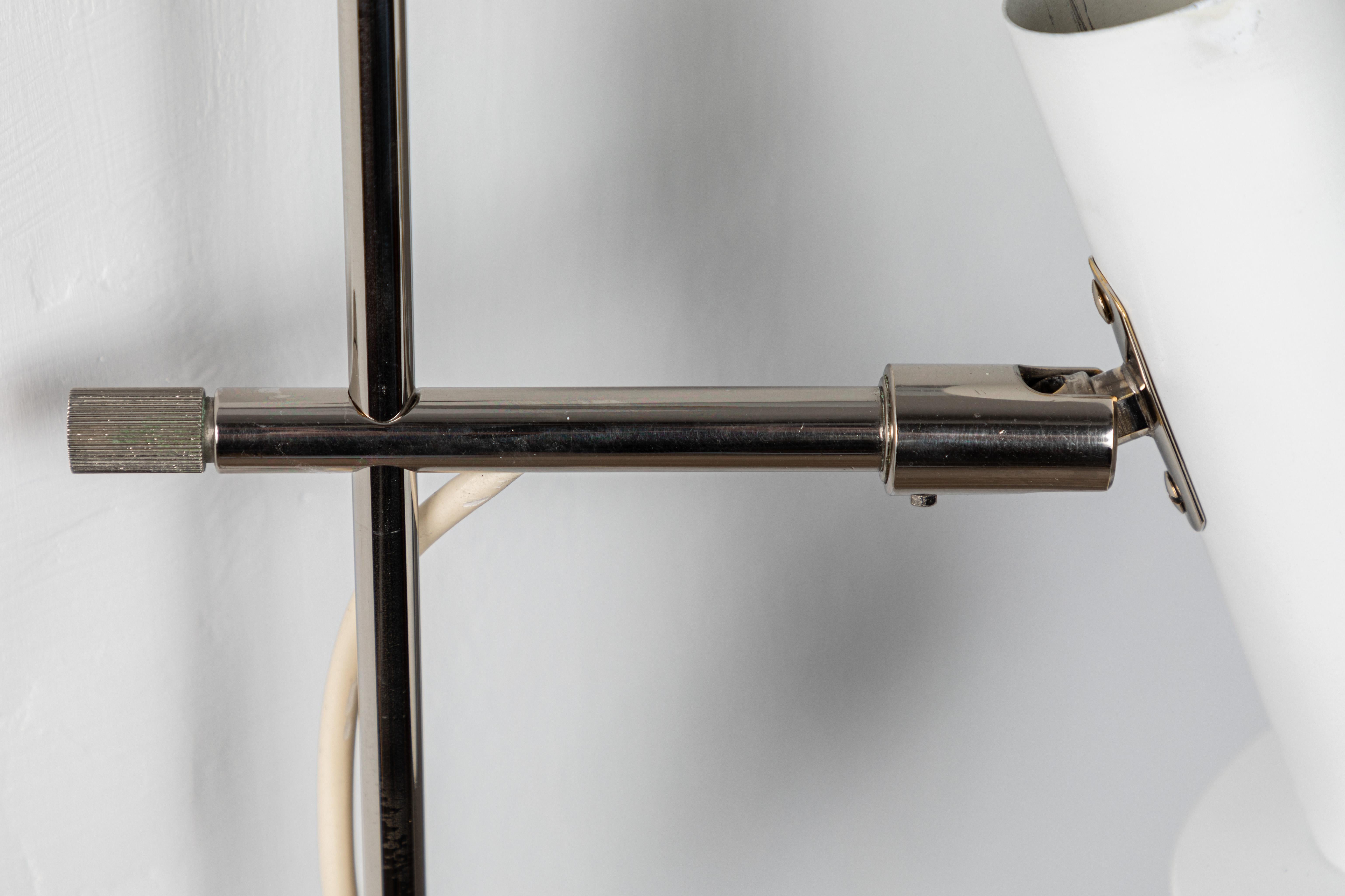 Mid-20th Century 1960s Adjustable Wall Light Attributed to Giuseppe Ostuni