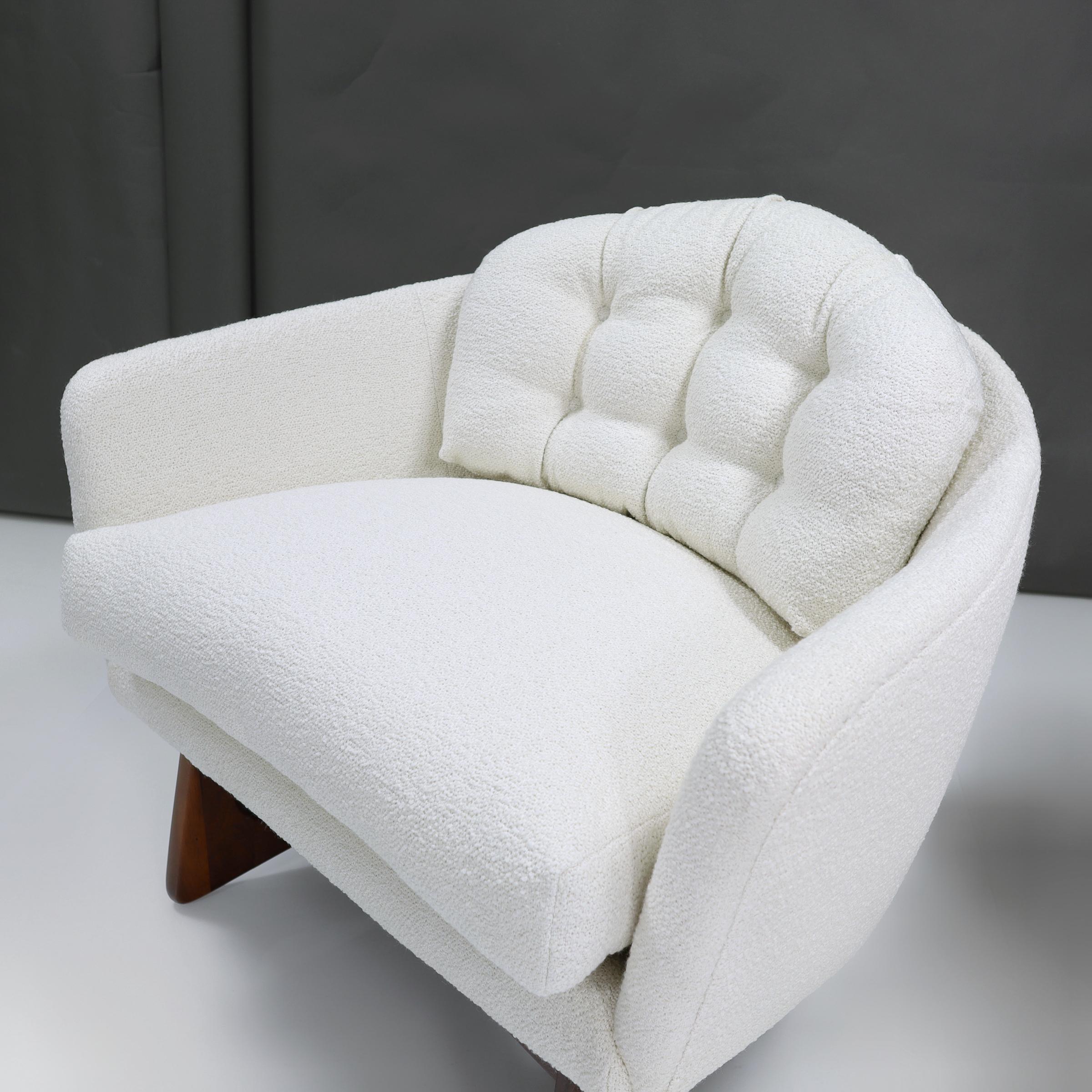 1960er Adrian Pearsall für Craft Associates Barrel Chairs - Ein Paar im Angebot 2