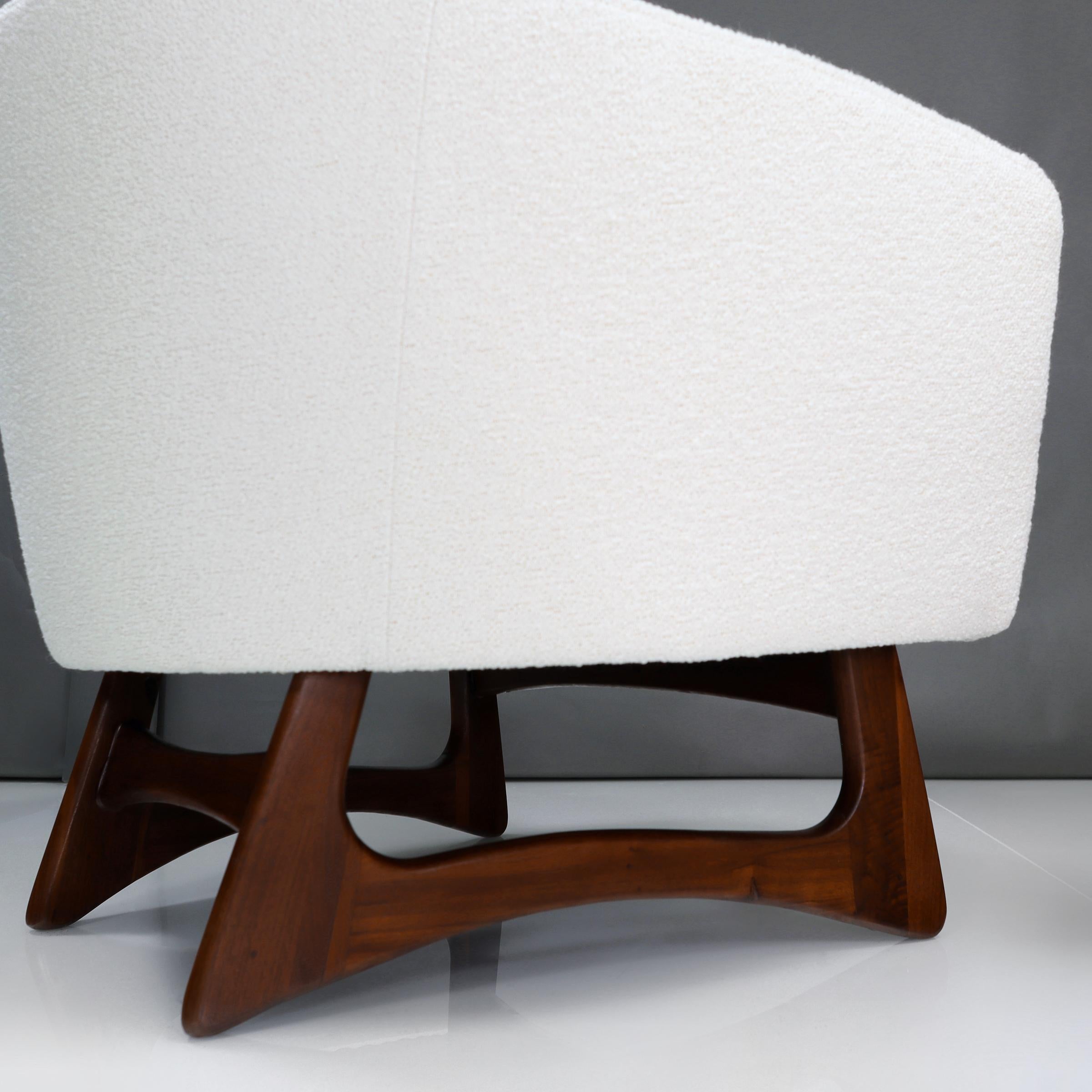 1960er Adrian Pearsall für Craft Associates Barrel Chairs - Ein Paar (Lackiert) im Angebot