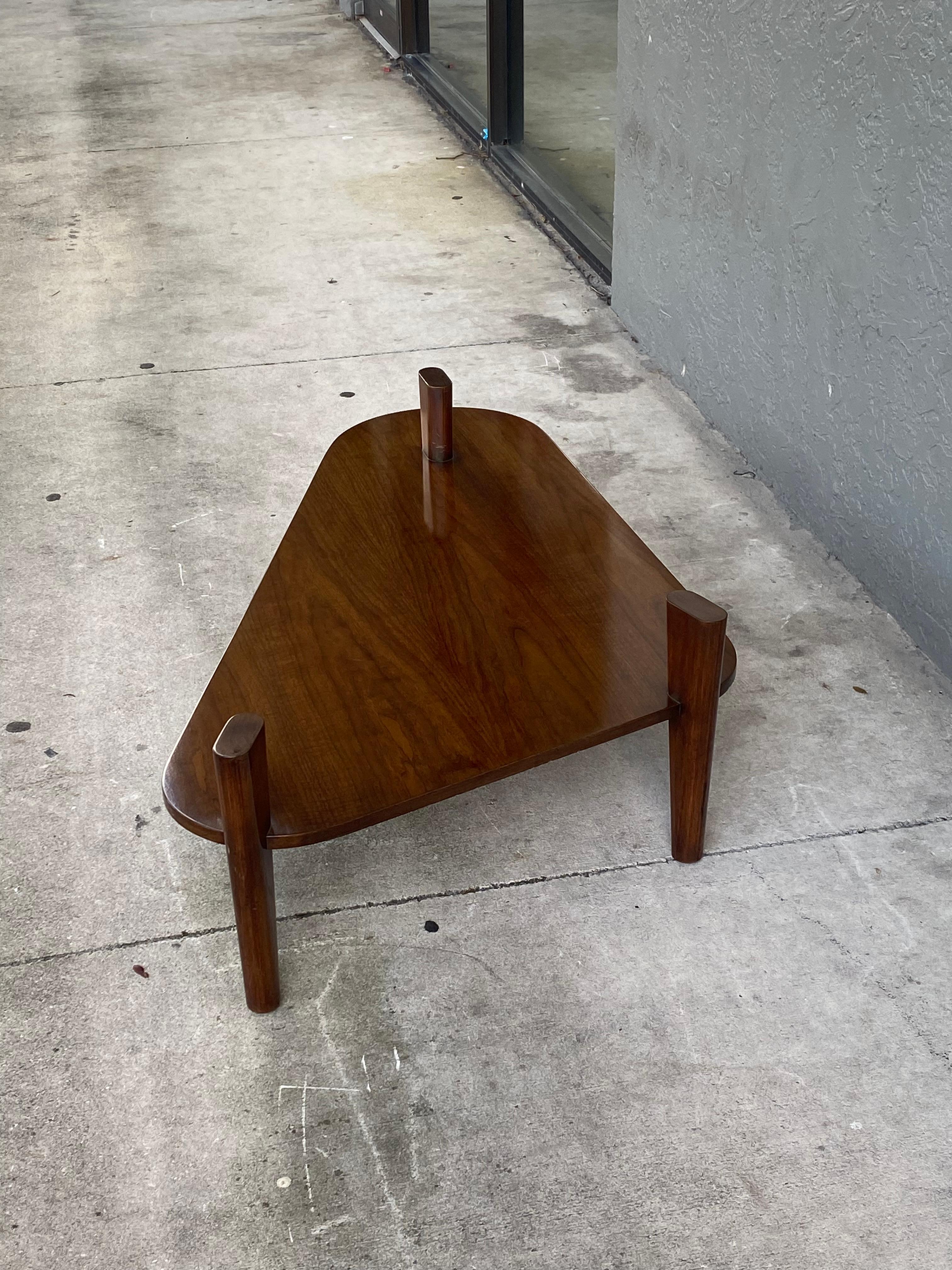 1960s Adrian Pearsall Walnut Glass Tier Triangular Coffee Table  For Sale 6