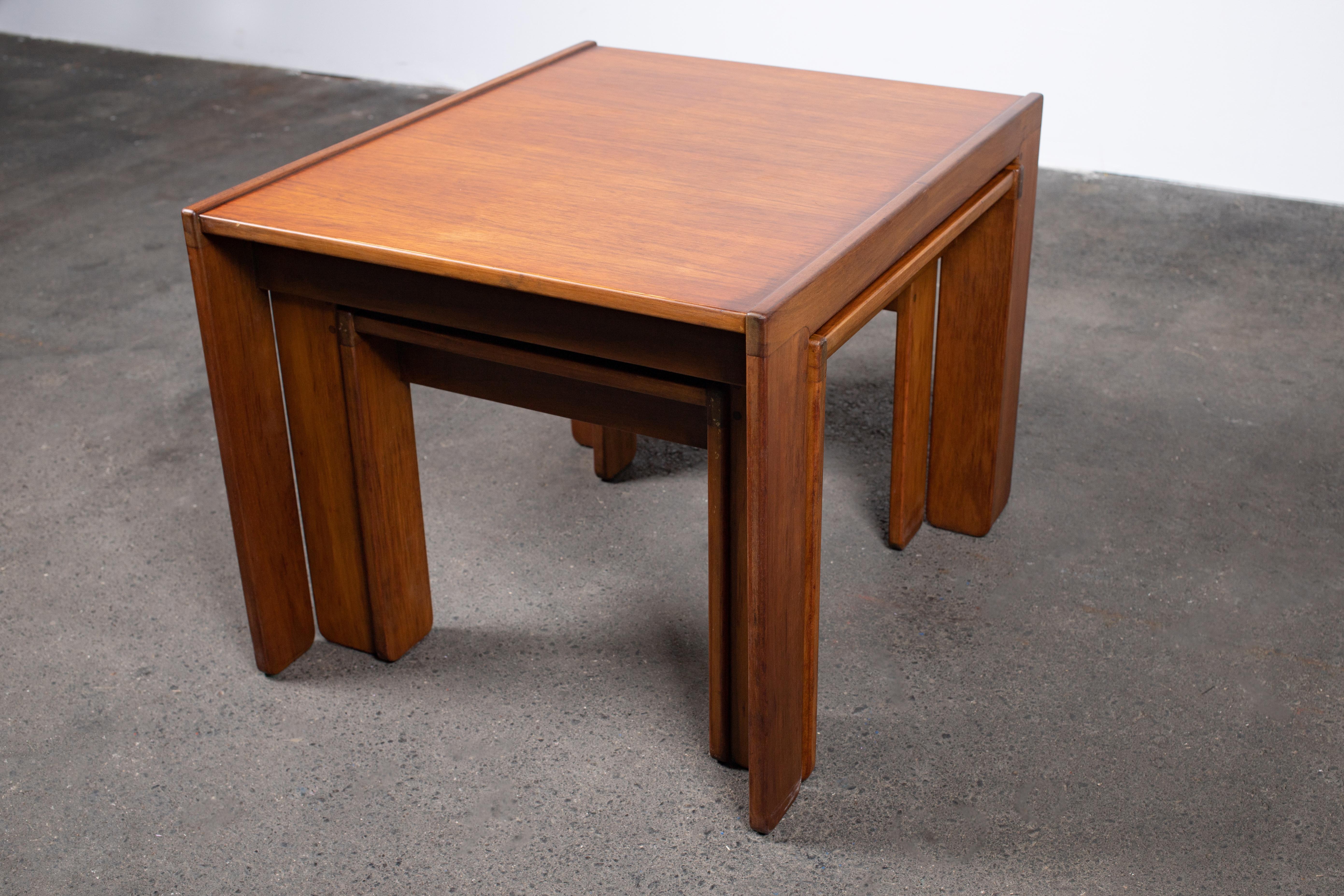 1960s Afra & Tobia Scarpa Mid Century Modern Walnut Nesting Tables Set of 3 2