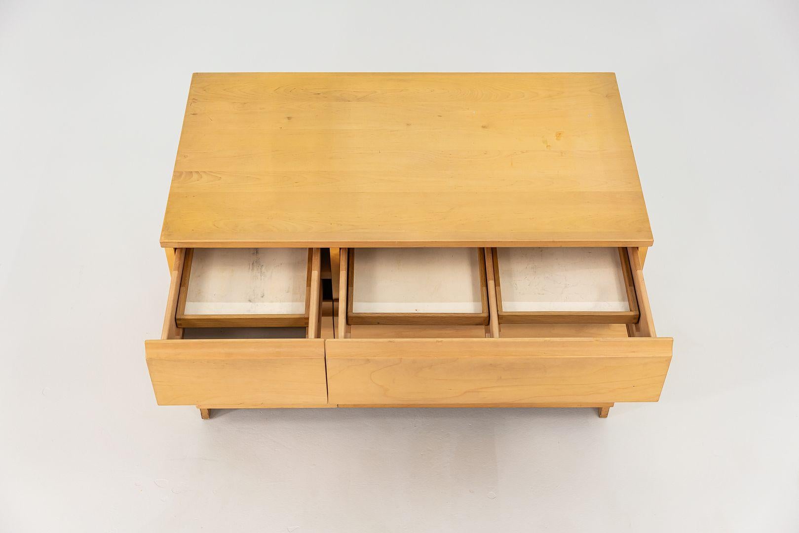 1960s Aino and Alvar Aalto for Artek 6-Drawer Dresser in Finnish Birch 3