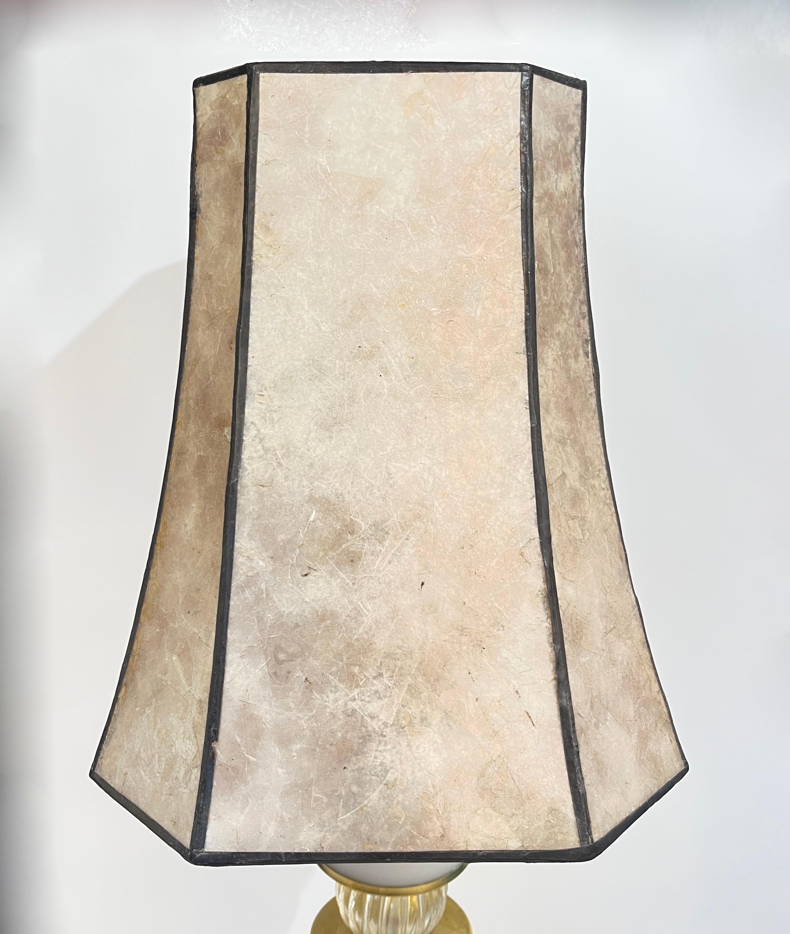 1960er Jahre Albarelli Italienisch Paar groß Matt Weiß Gold Murano Glas Tischlampen im Angebot 6