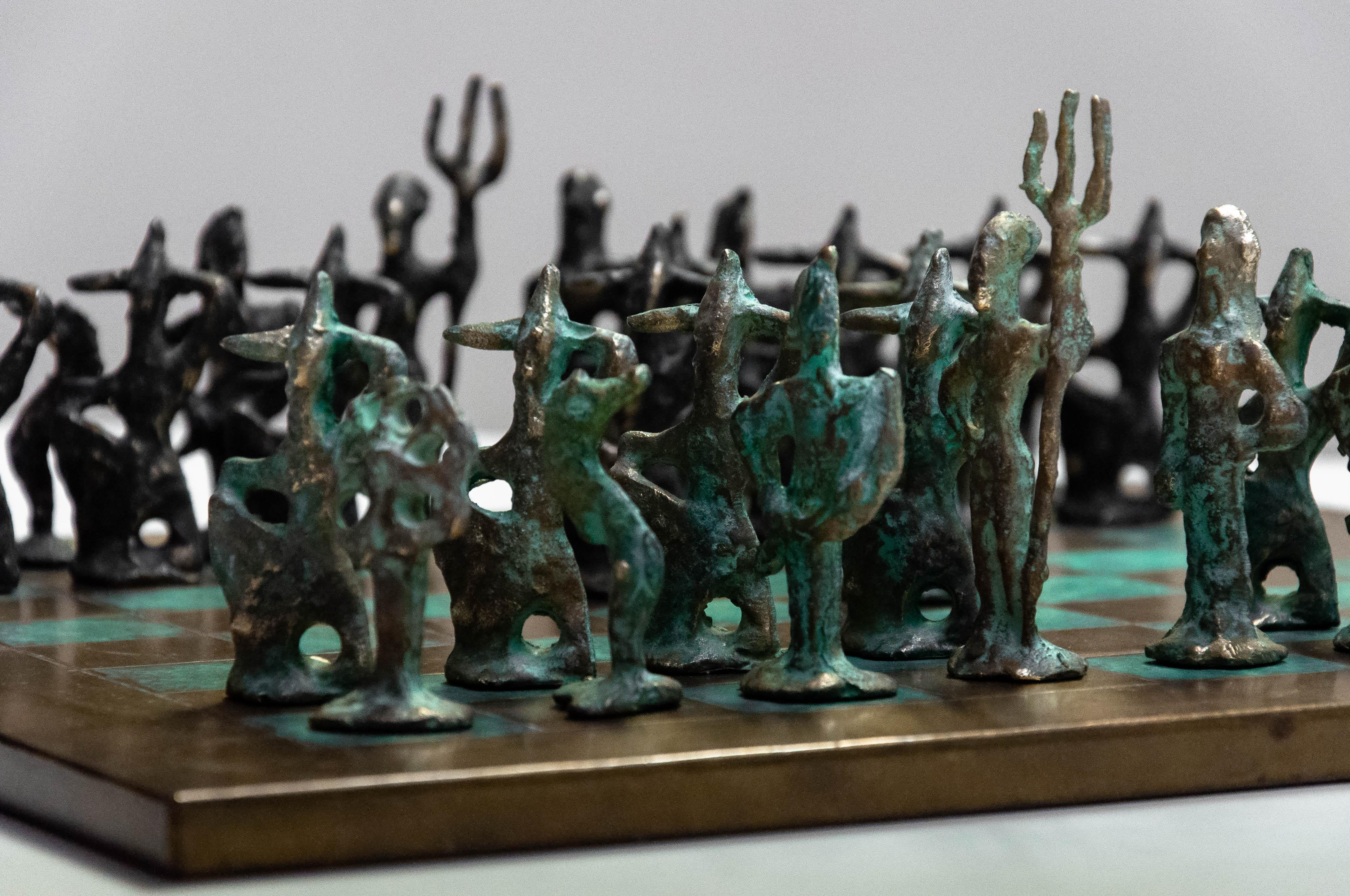 italien Ensemble d'échecs en bronze brutaliste inspiré d'Alberto Giacometti des années 1960. Italie en vente