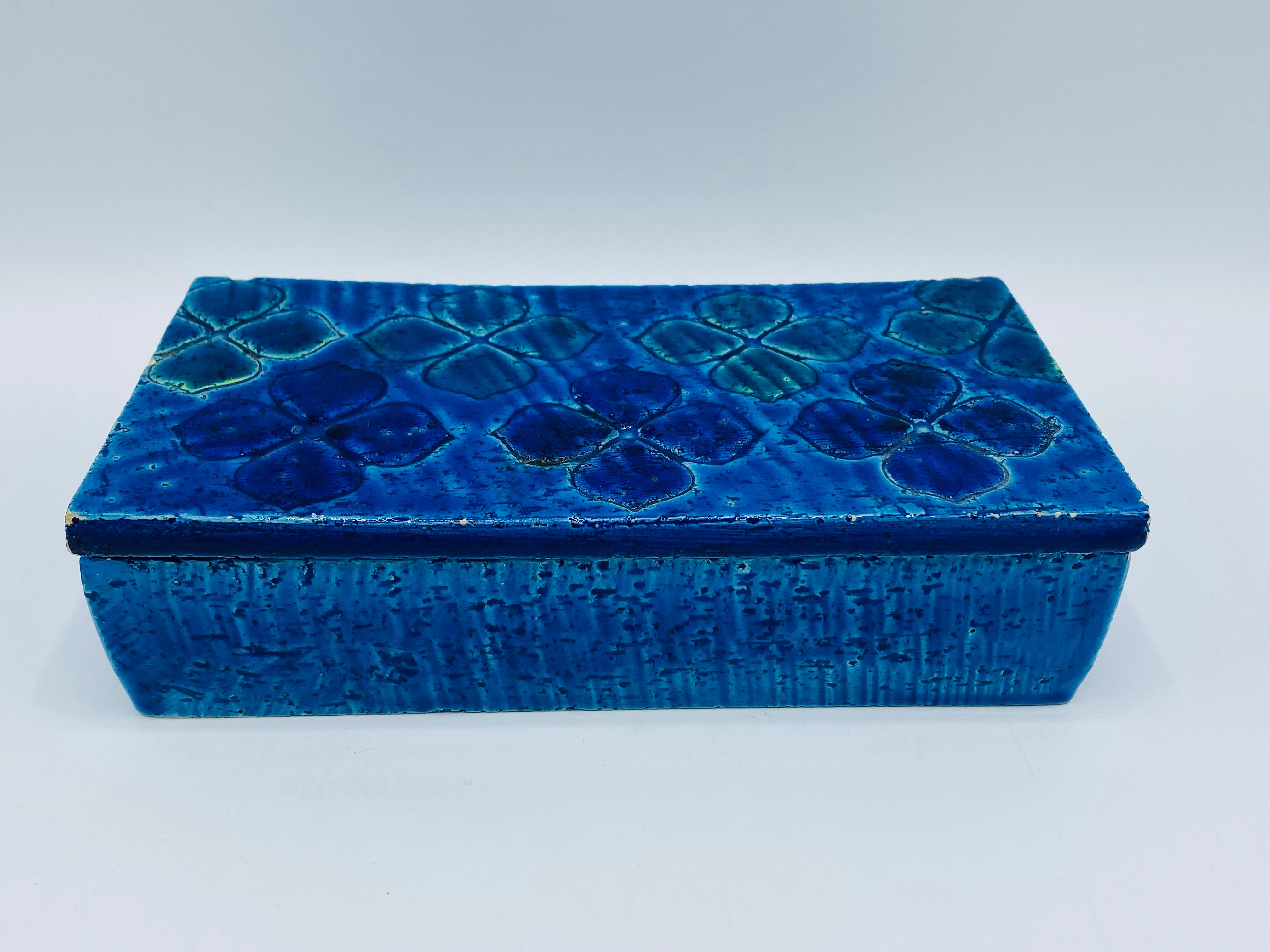 Hand-Crafted 1960s Aldo Londi Bitossi 'Blue Rimini' Clover Box, #10/20 For Sale