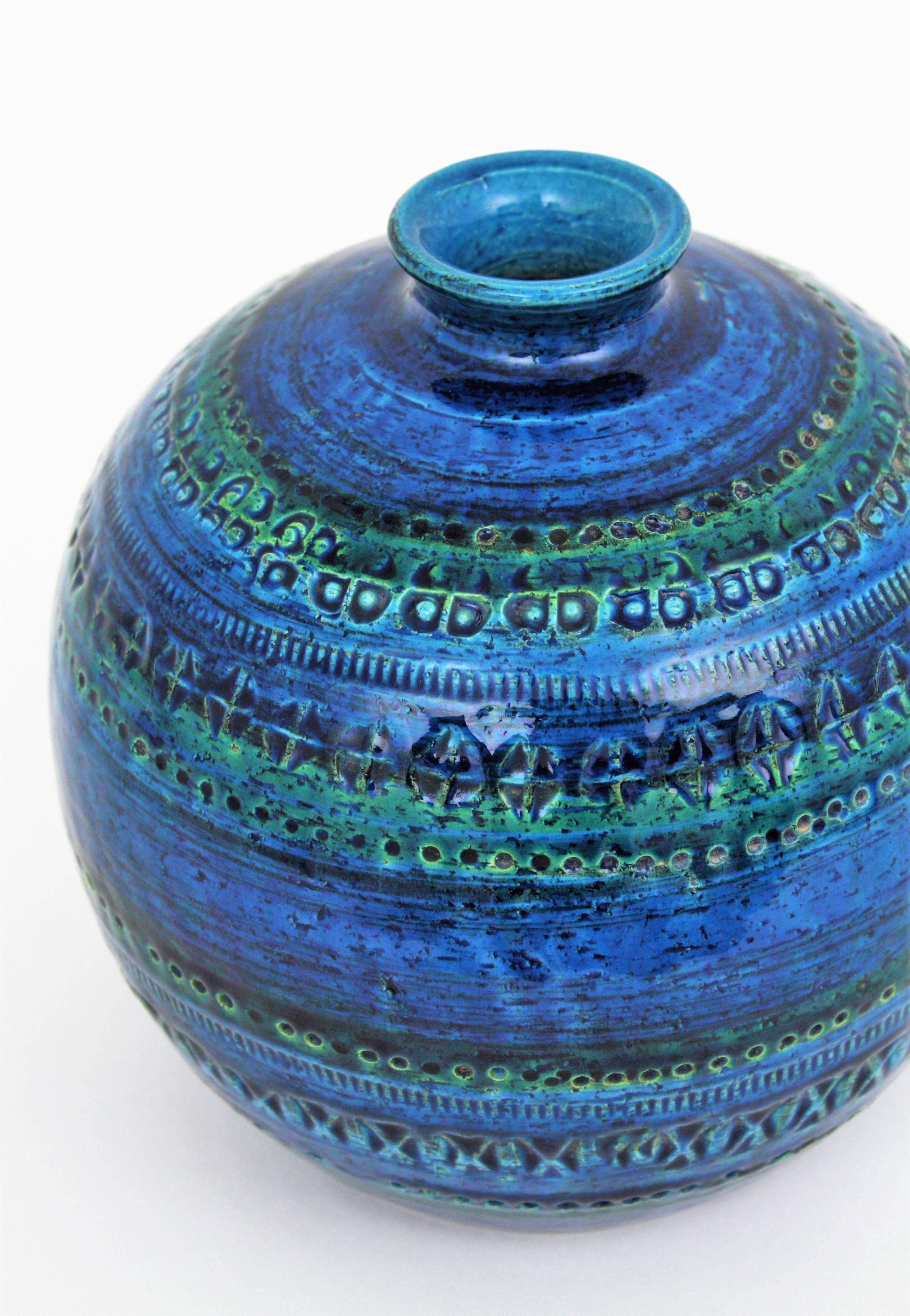 Italian 1960s Aldo Londi for Bitossi Rimini Blue Glazed Ceramic Large Round Vase