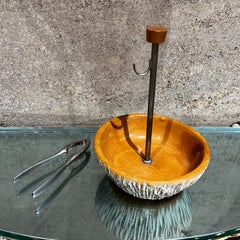 1960 Aldo Tura Ciotola in legno intagliato e schiaccianoci Macabo Italia