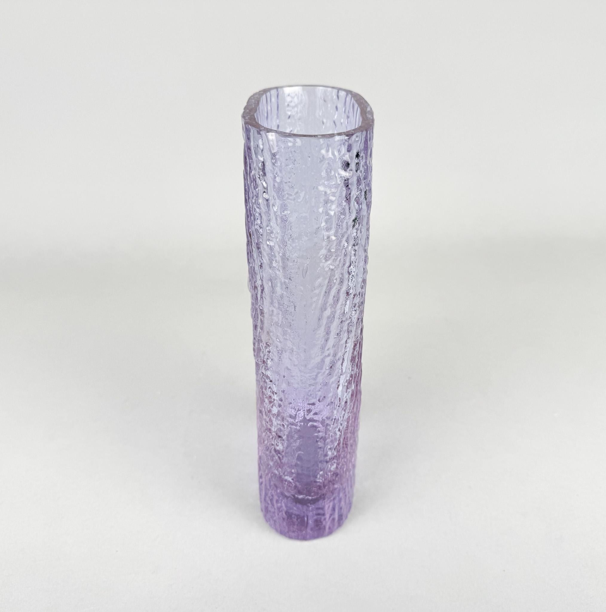 20th Century 1960's Alexandrite Glass Vase by Vaclav Hanus, Czechoslovakia For Sale