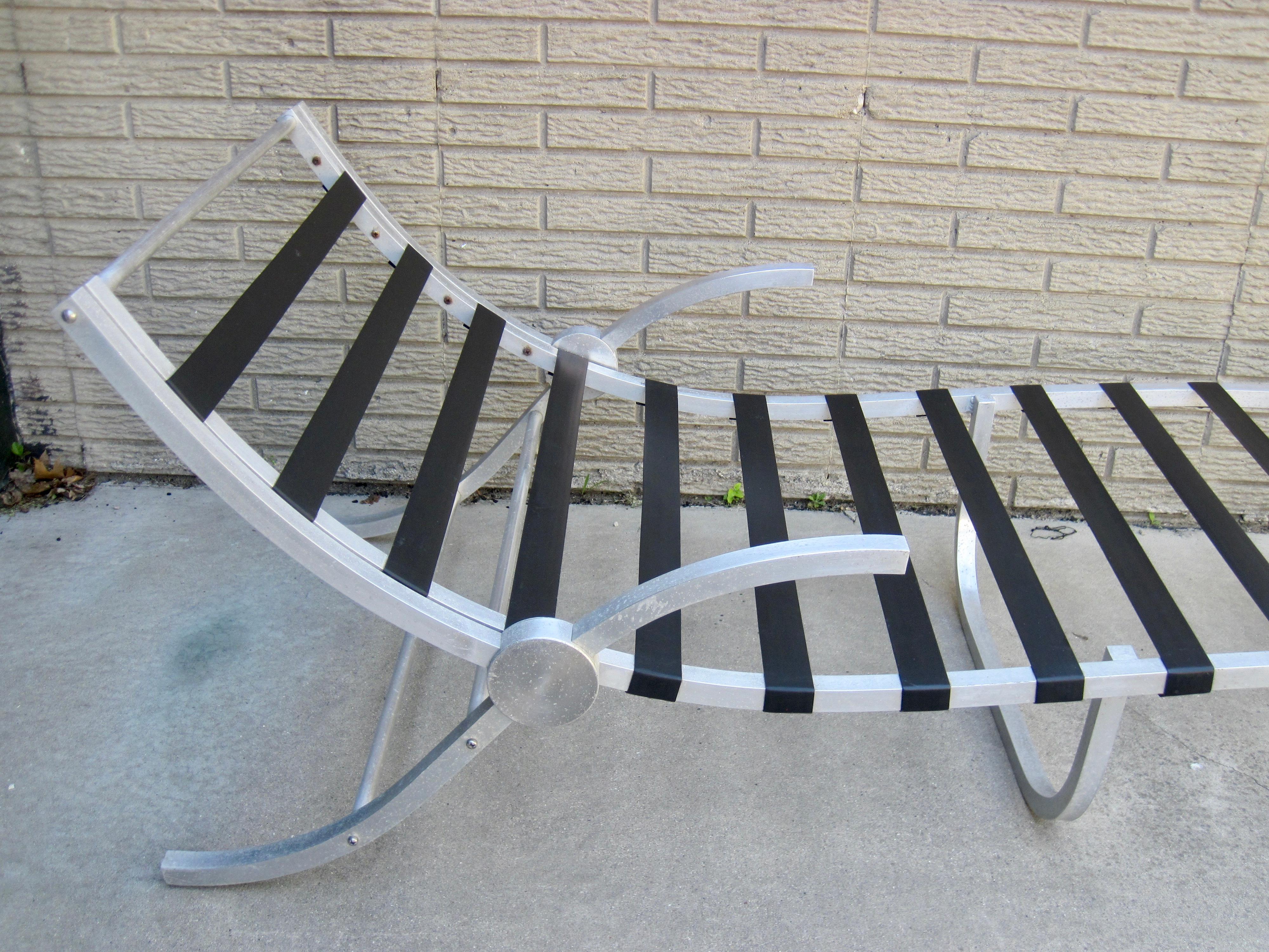 20th Century 1960s Aluminum Framed Webbed Palm Springs Poolside Chaise Lounge For Sale