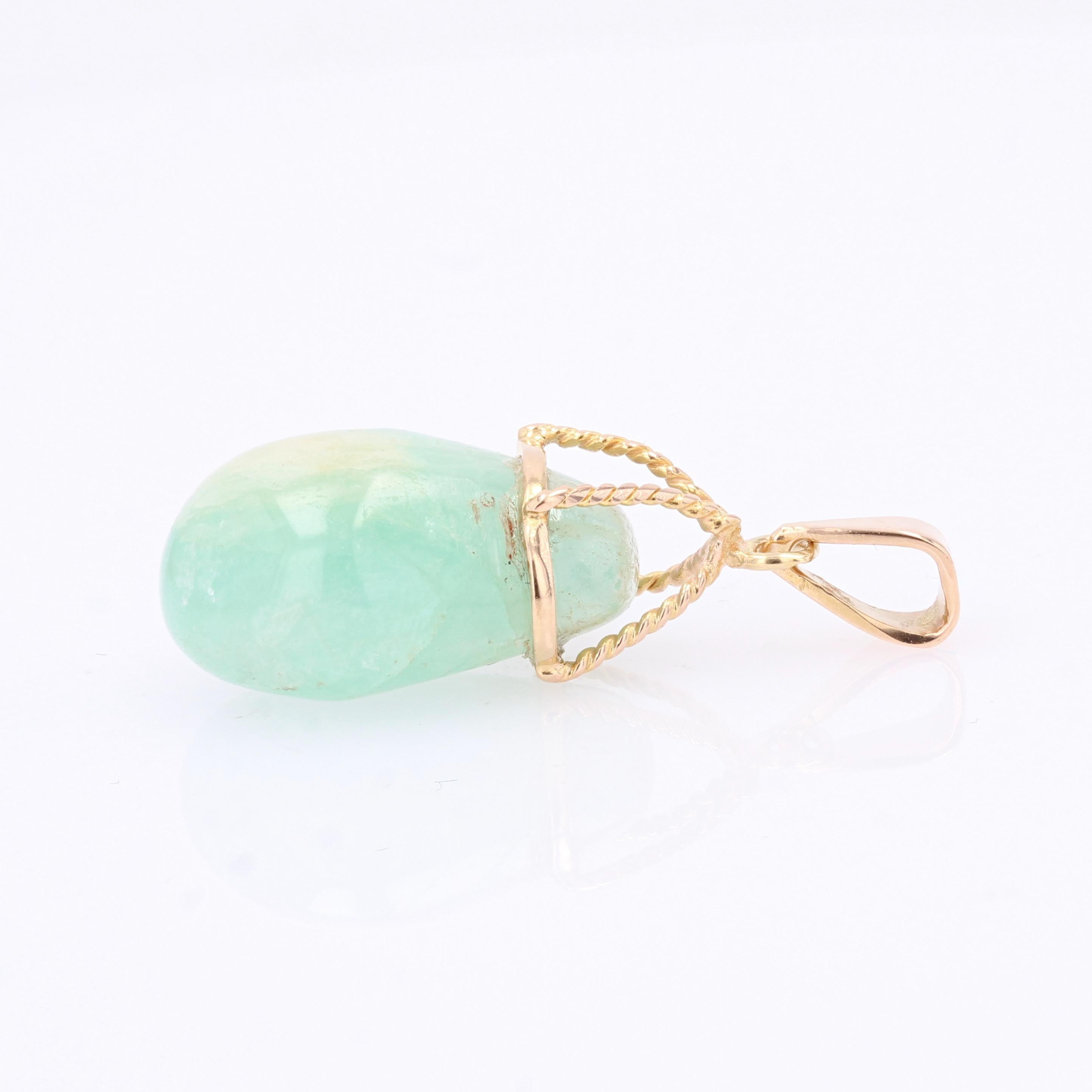 1960s Amazonite 18 Karat Yellow Gold Pendant In Good Condition In Poitiers, FR