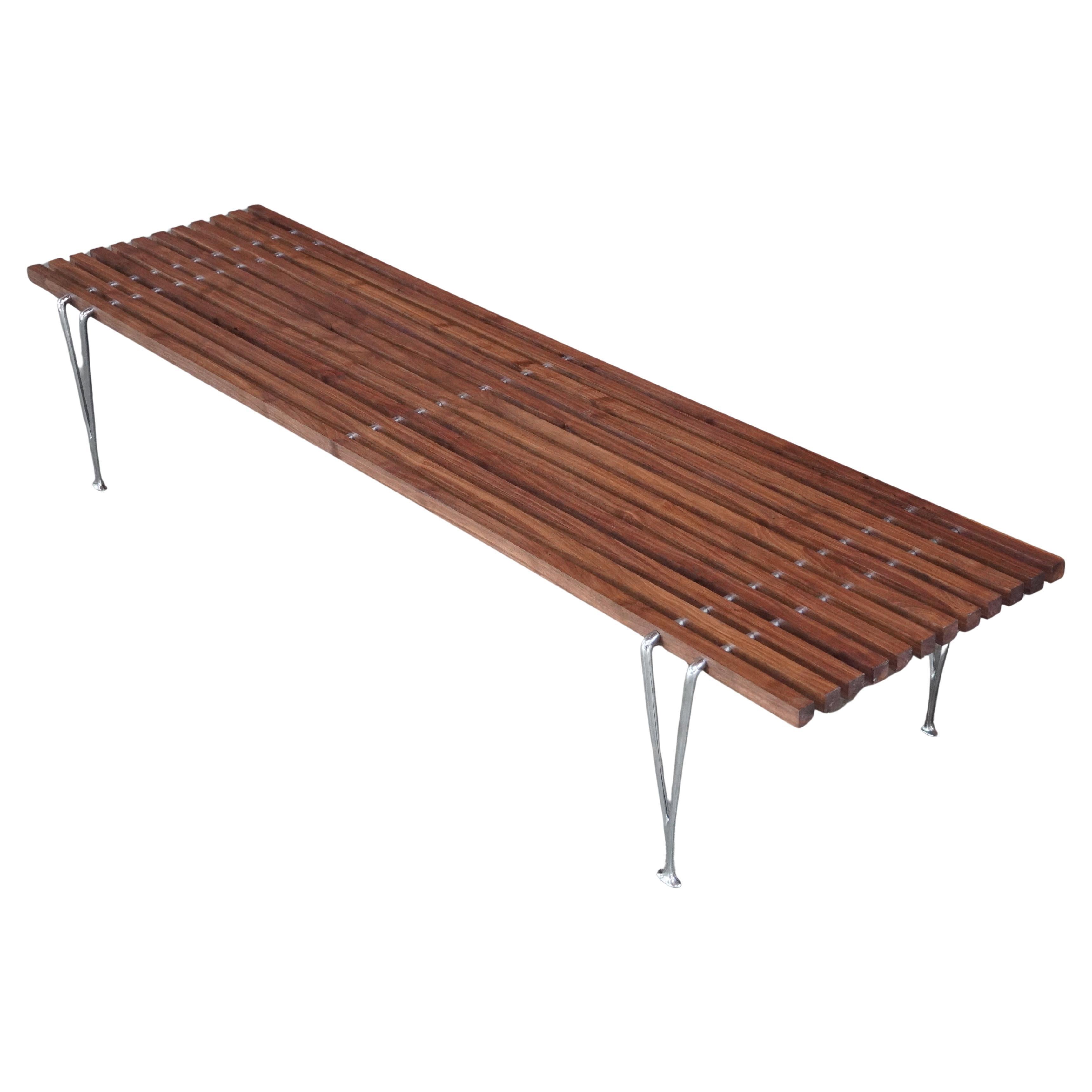 Table basse à lattes / banc en noyer / chrome Hughes Acton, américain des années 1960 en vente