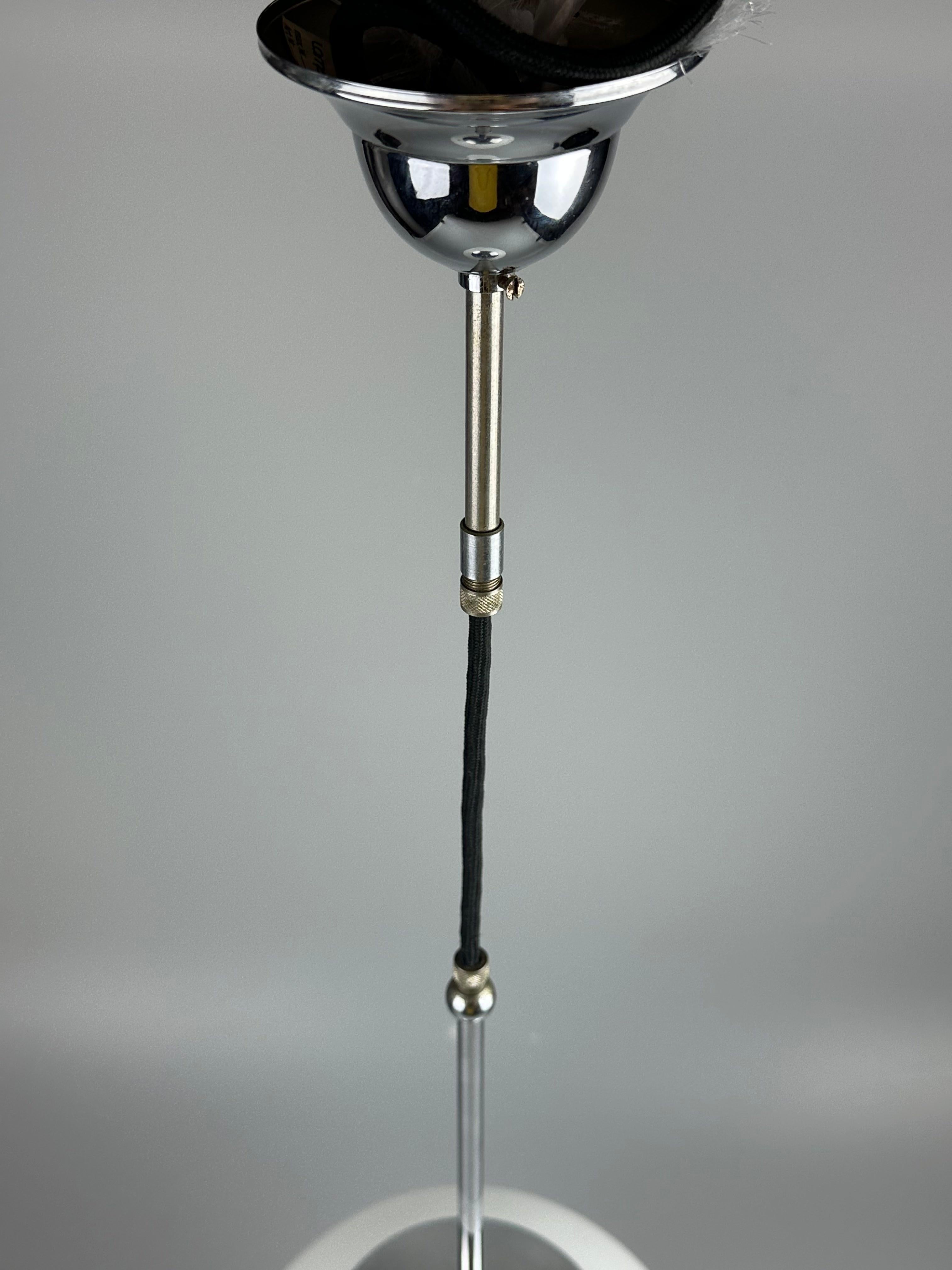 Lampada a sospensione Globe degli anni '60 e '70, lampada da soffitto in vetro, design A Space Age in vendita 1