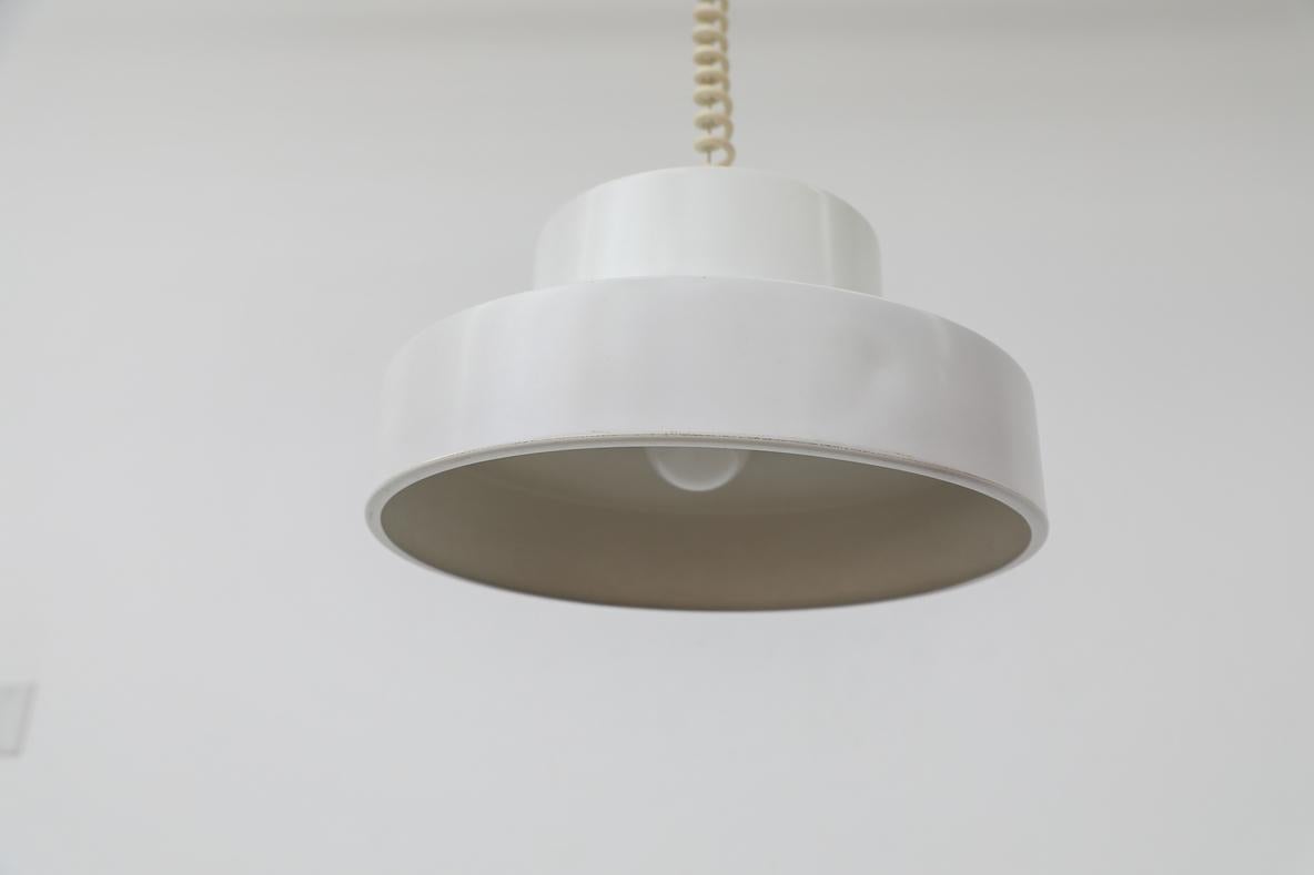 Lampada a sospensione ad altezza regolabile Mod White Enameled degli anni '60, ispirata a Anders Pehrson in vendita 5