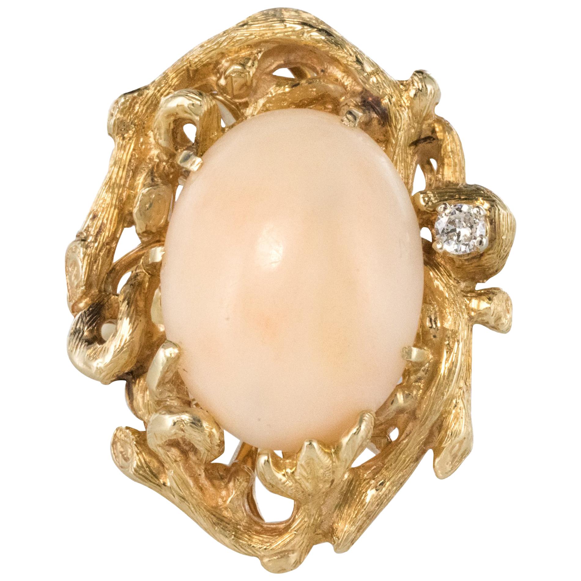 1960er Jahre Engelshaut Koralle Diamant 14 Karat Gelbgold Arthur King Spirit Ring