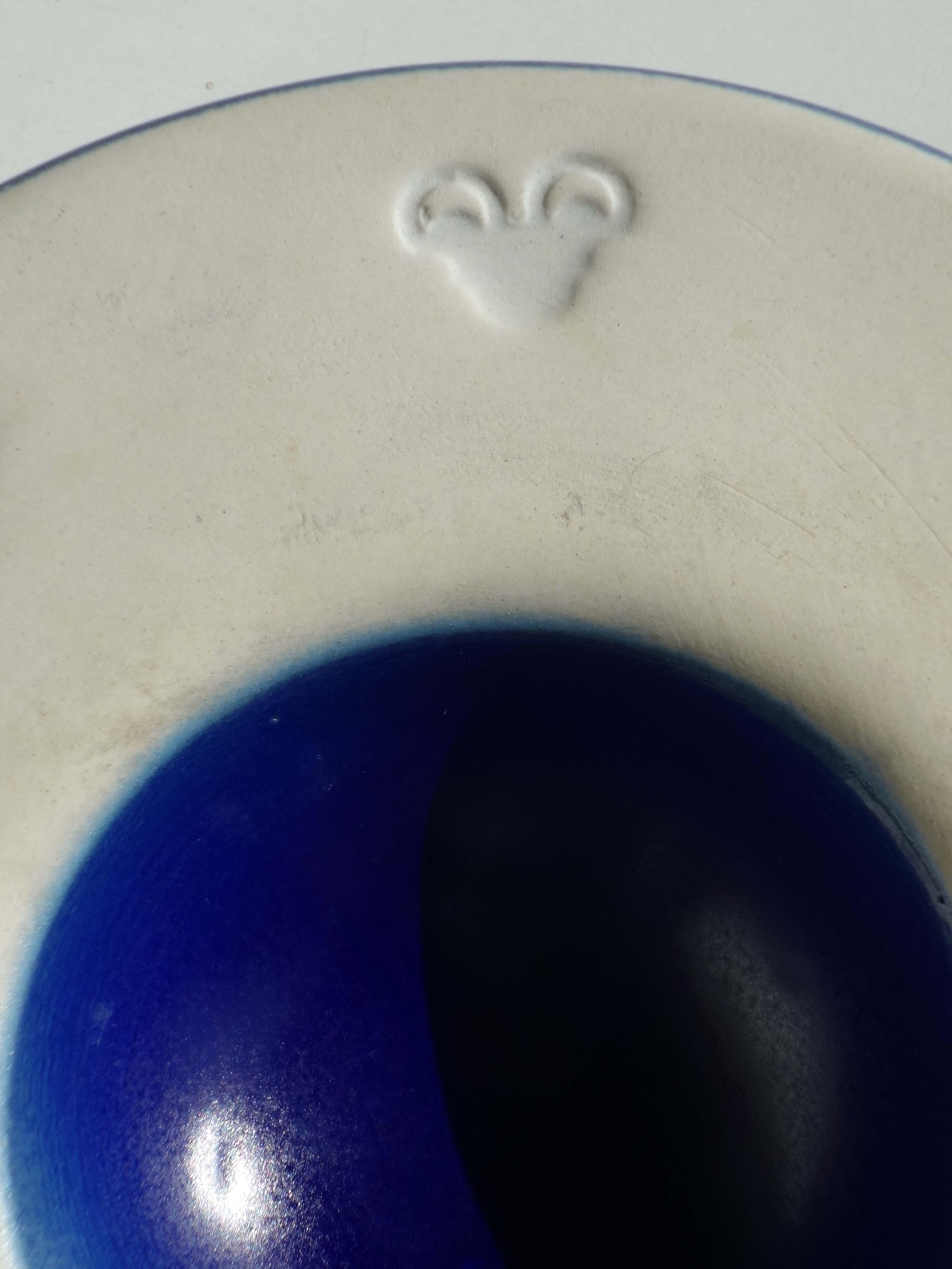 Cendrier en poterie italienne de l'ère spatiale Angelo Mangiarotti pour Brambilla des années 1960 Excellent état - En vente à Brescia, IT