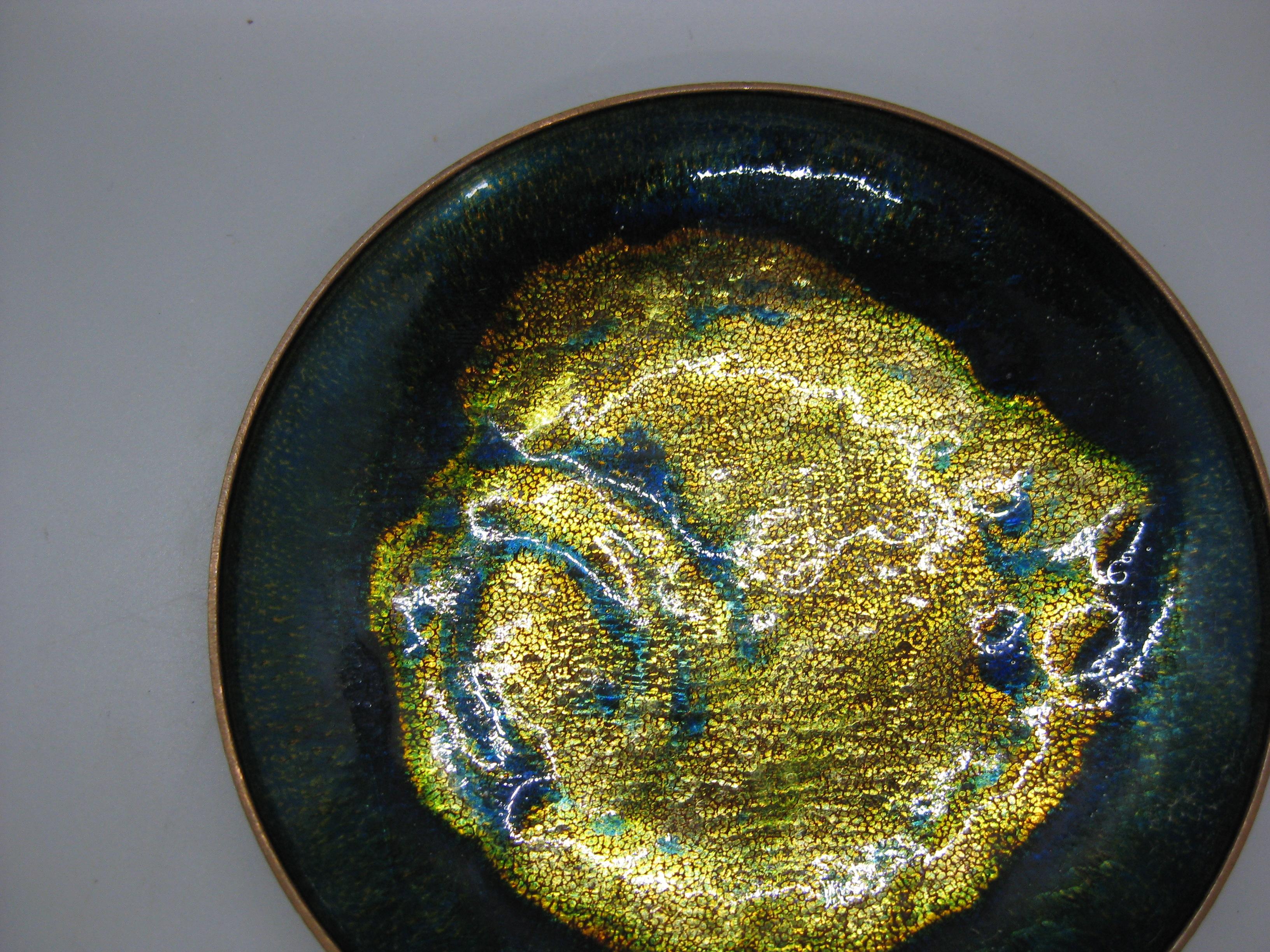 1960's Anne-Grete Ploen Noruega Esmalte abstracto sobre plato de cobre ¡Firmado! en Bueno estado para la venta en San Diego, CA