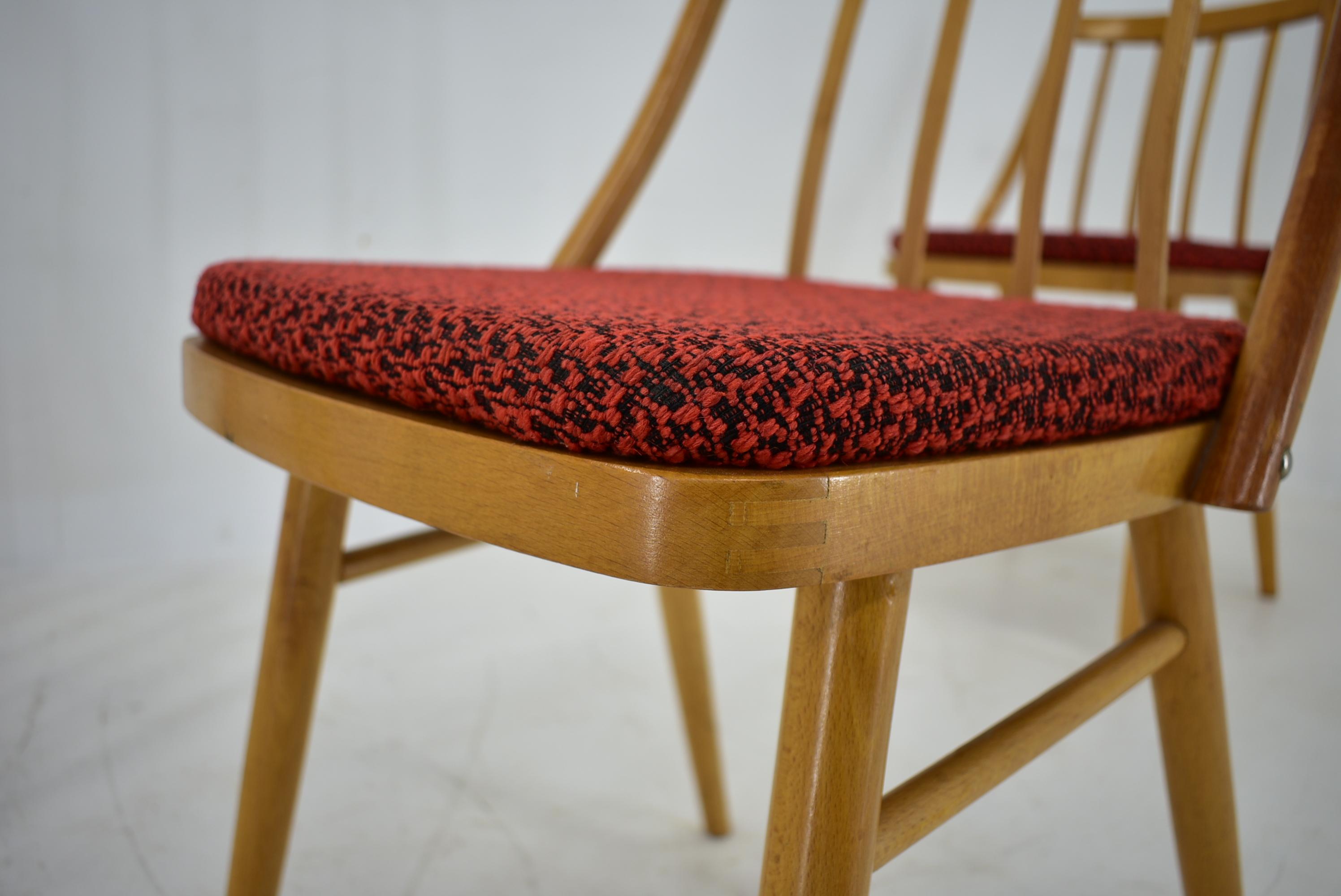 Mid-Century Modern 1960s Antonin Suman Beech Dining Chairs, Set of 4 For Sale