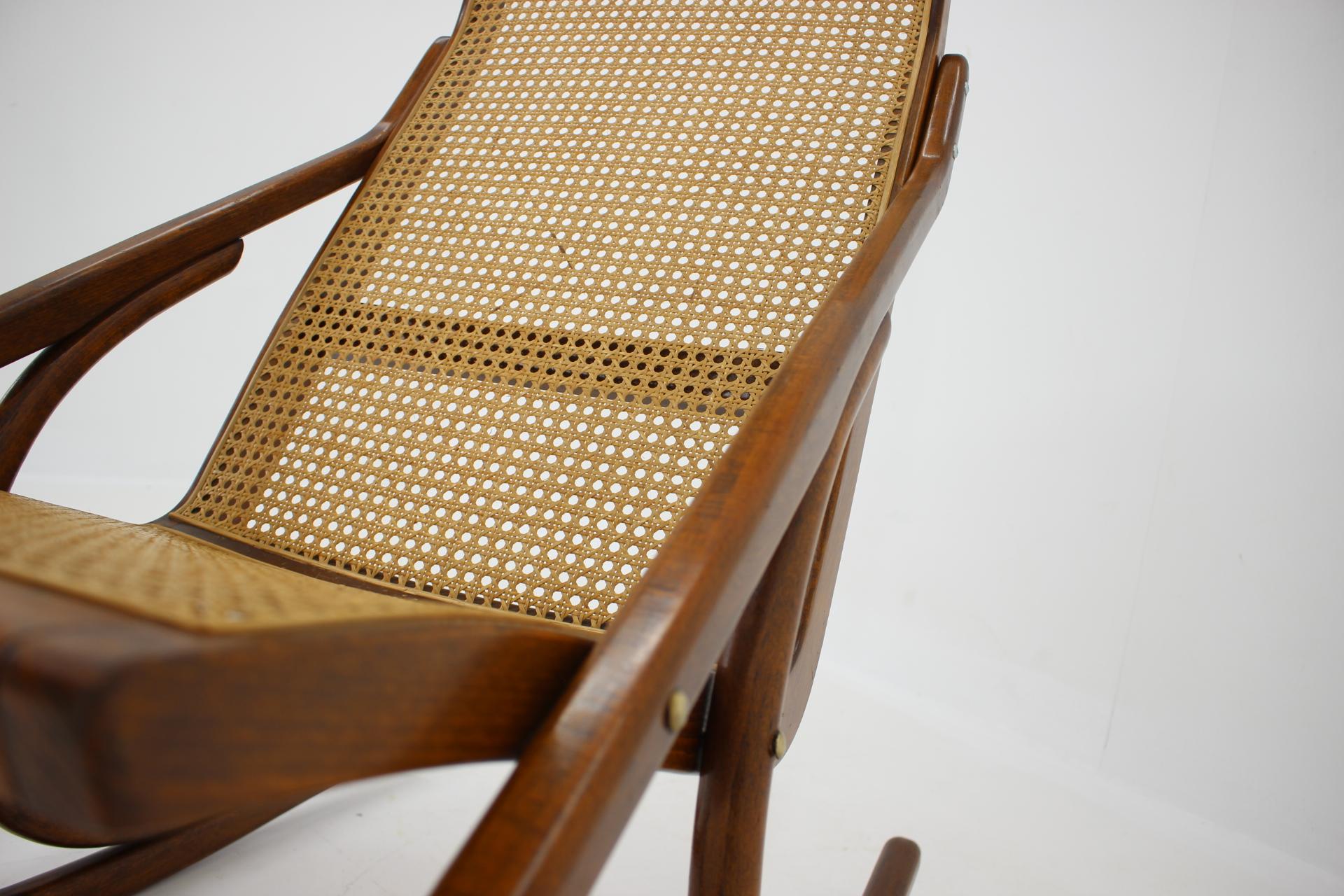 Cane 1960s Antonin Suman Bentwood Rocking Chair, Czechoslovakia For Sale