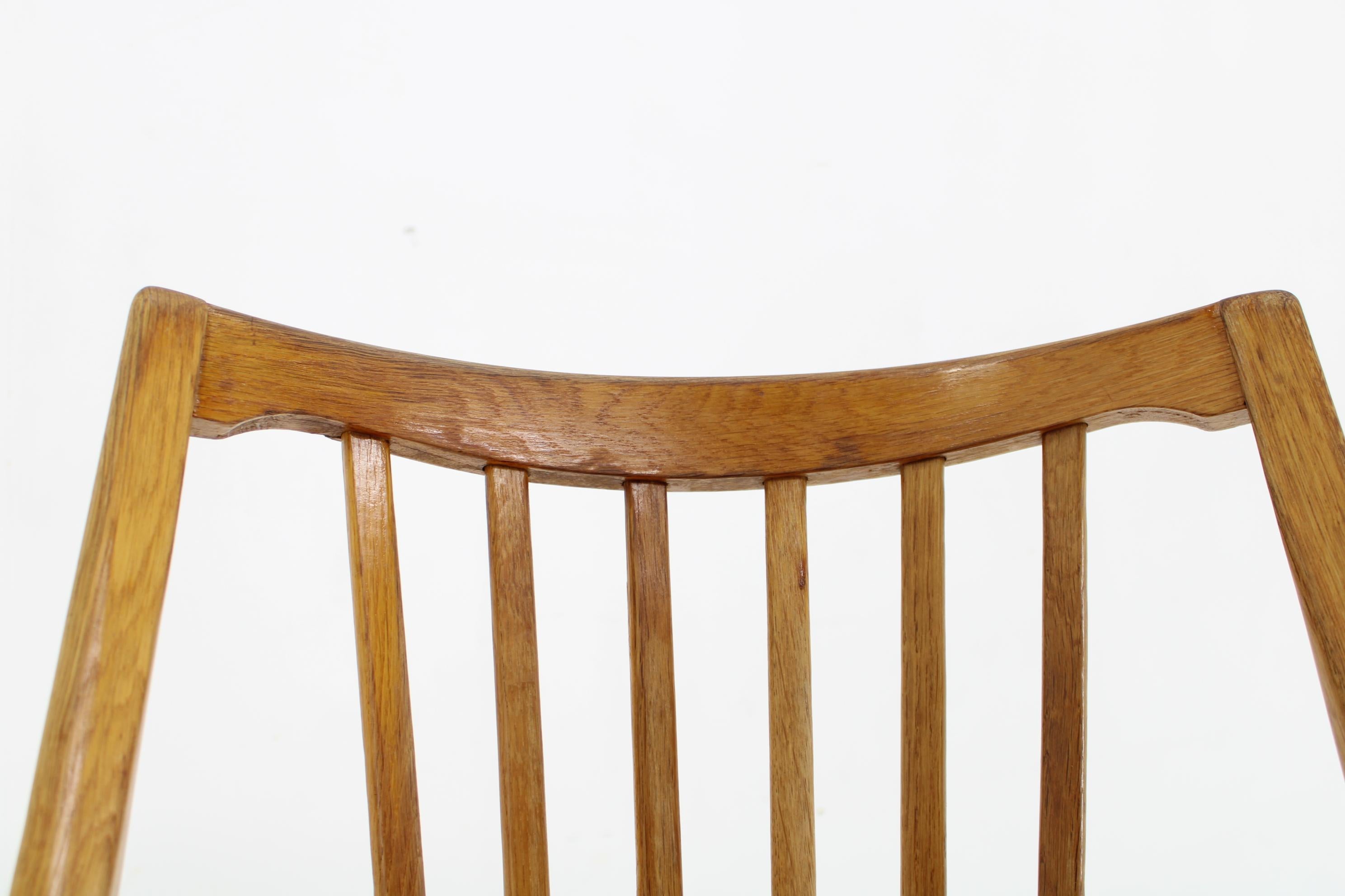 1960s Antonin Suman Oak Chair, Set of Three  For Sale 4