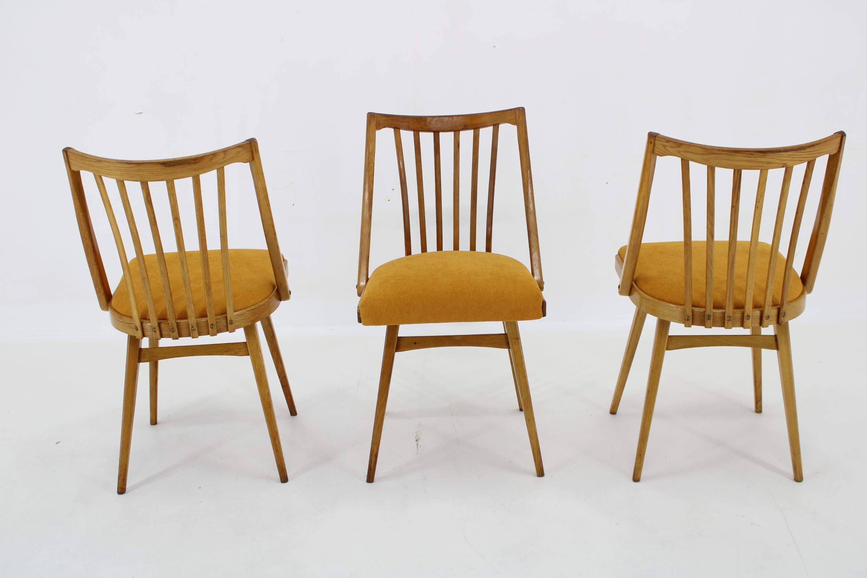 Mid-20th Century 1960s Antonin Suman Oak Chair, Set of Three  For Sale