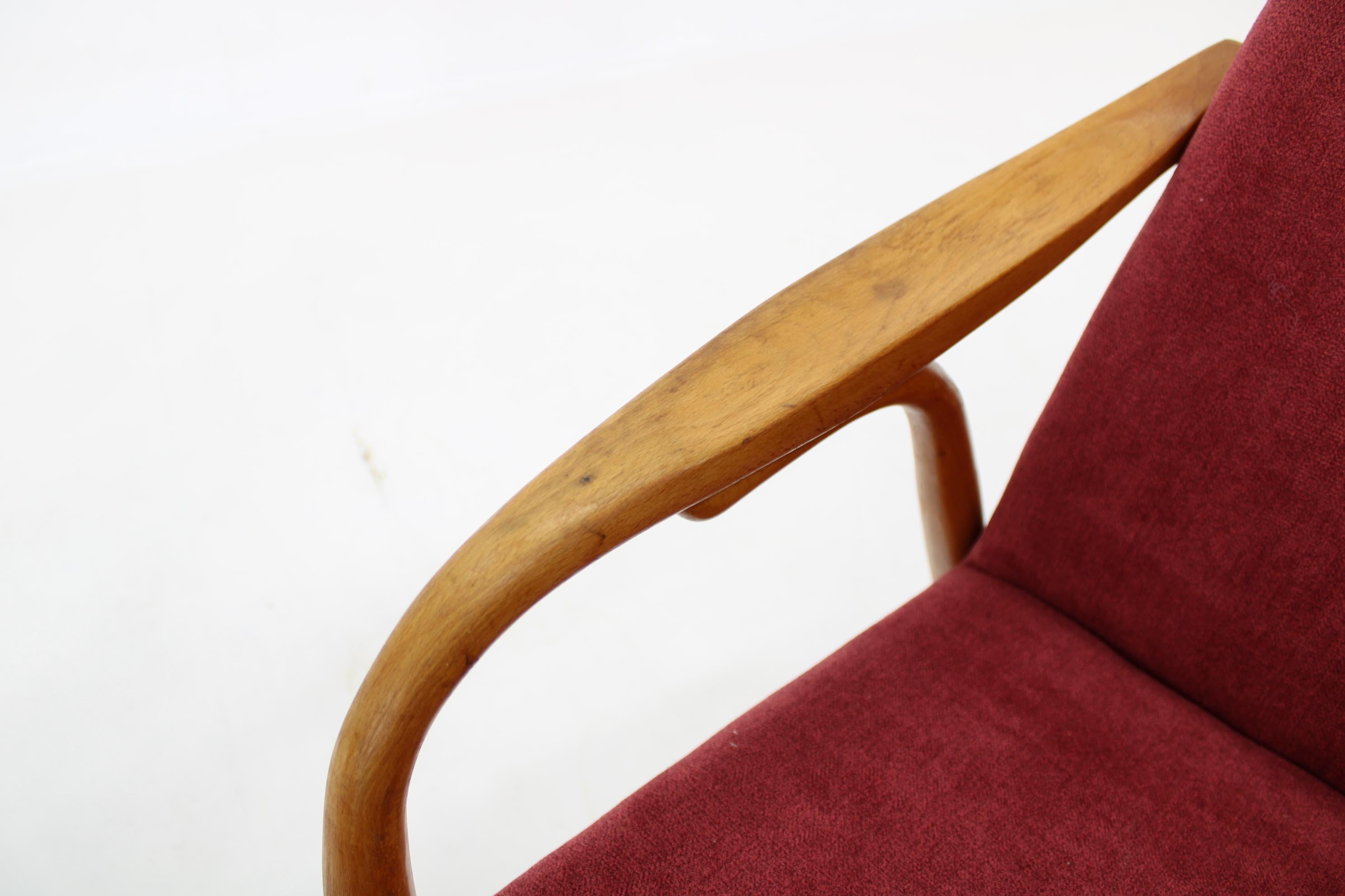 Antonin Suman paire de fauteuils restaurés des années 1960 en vente 4