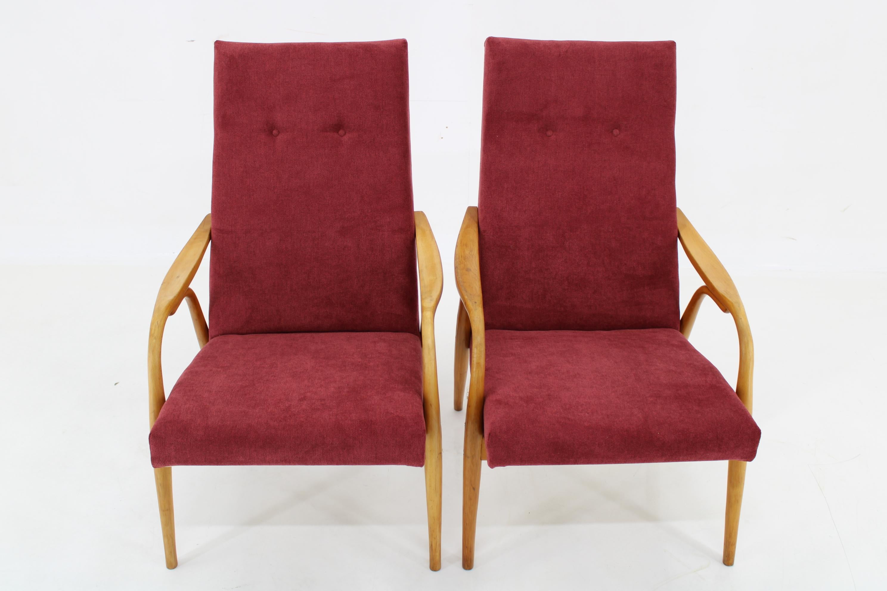 Mid-Century Modern 1960s Antonin Suman Pair of Restored Armchairs For Sale