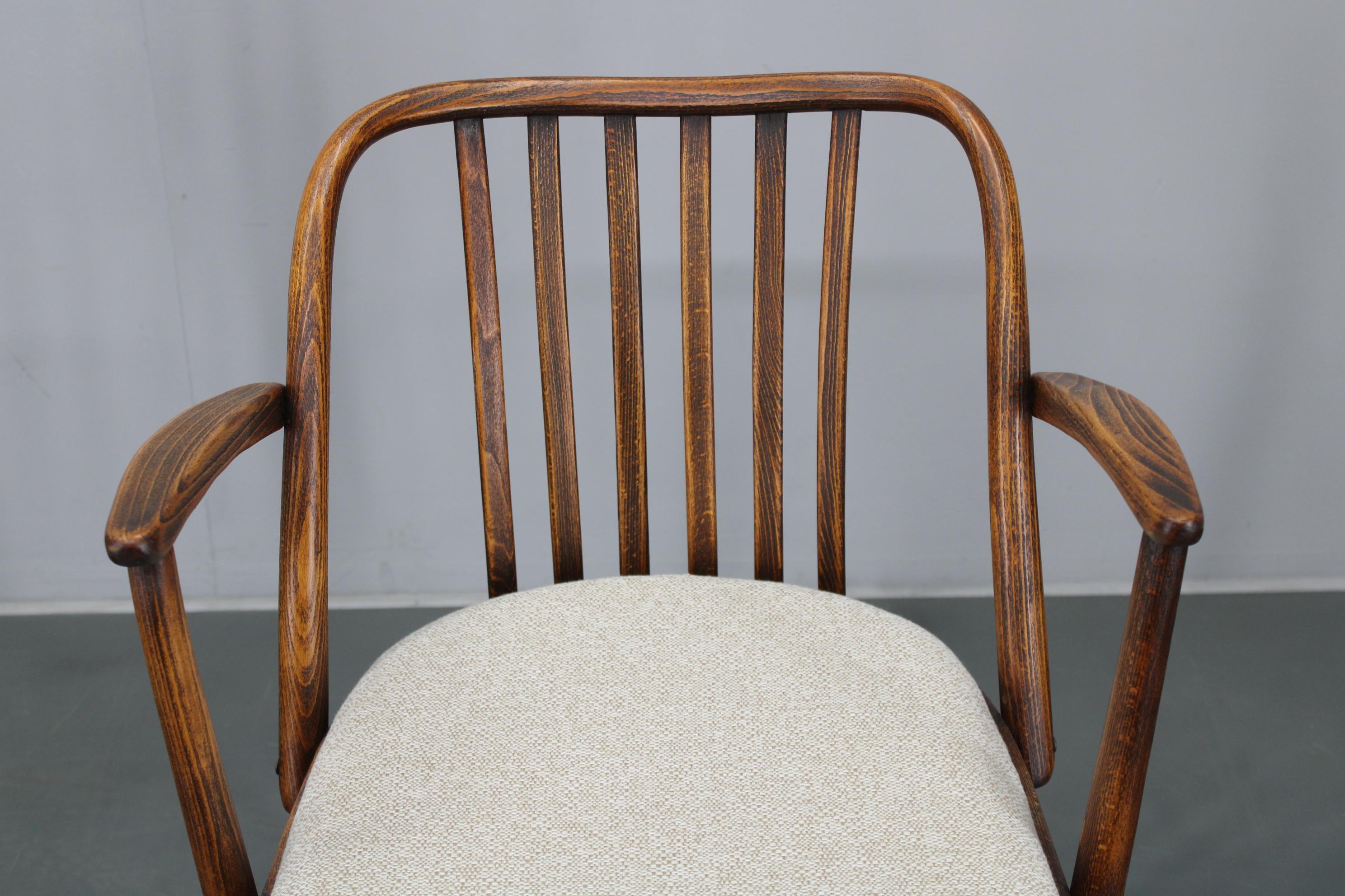 1960s Antonin Suman Set of Six Beech Dining Chairs, Restored For Sale 7