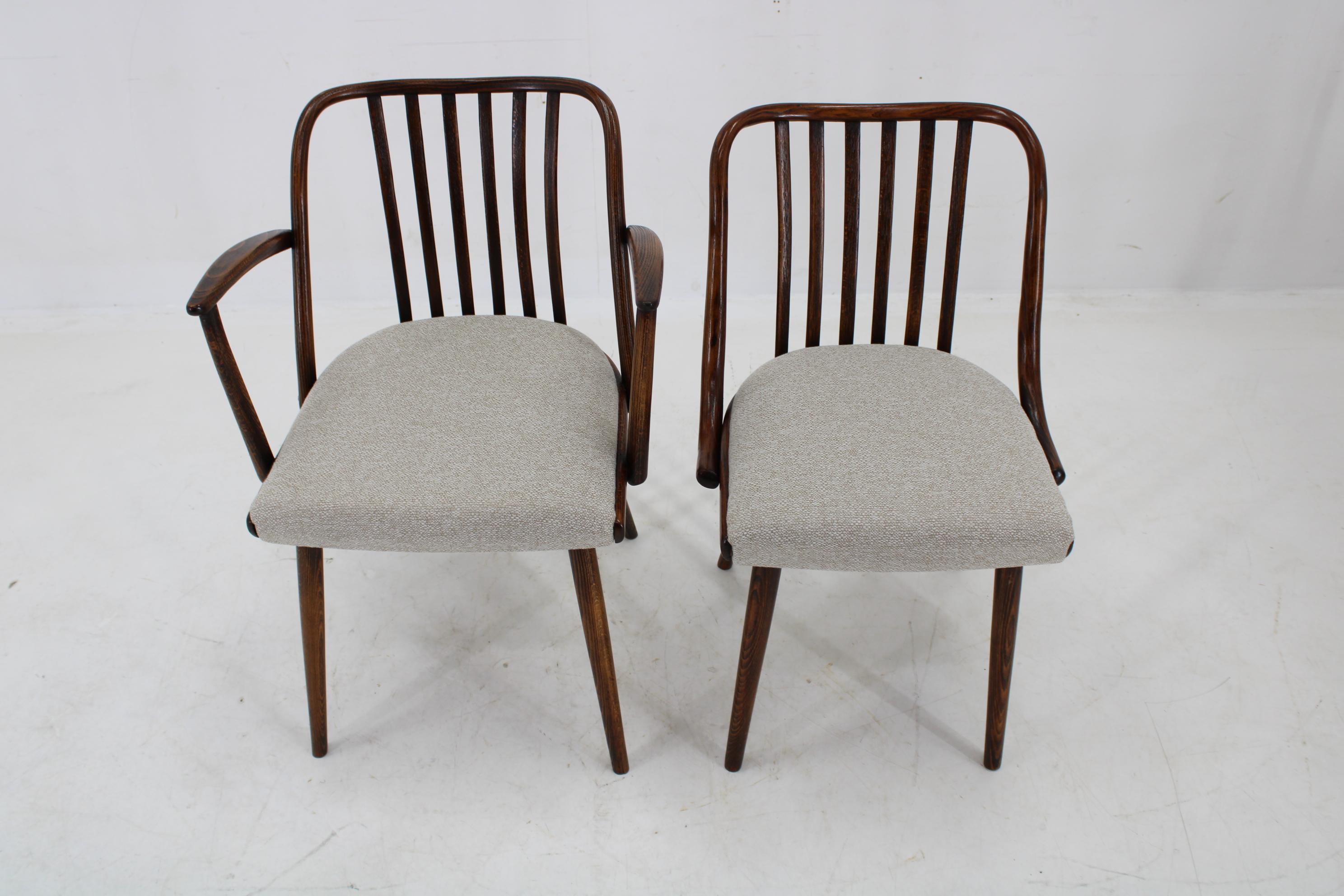 Set di sei sedie da pranzo in Beeche di Antonin Suman del 1960, restaurate in vendita 2