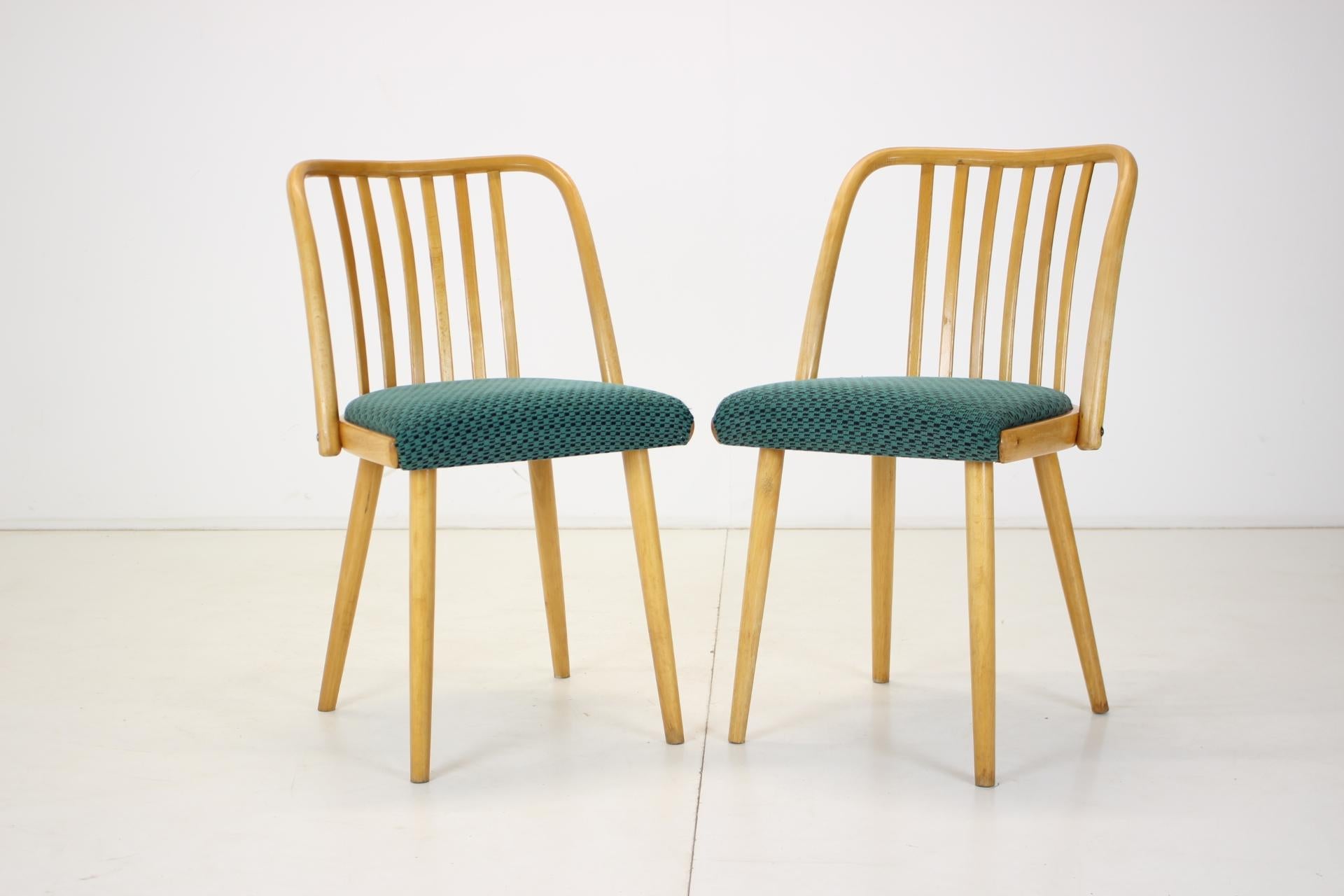 Milieu du XXe siècle Antonin Suman ensemble de six chaises de salle à manger des années 1960, Tchécoslovaquie en vente