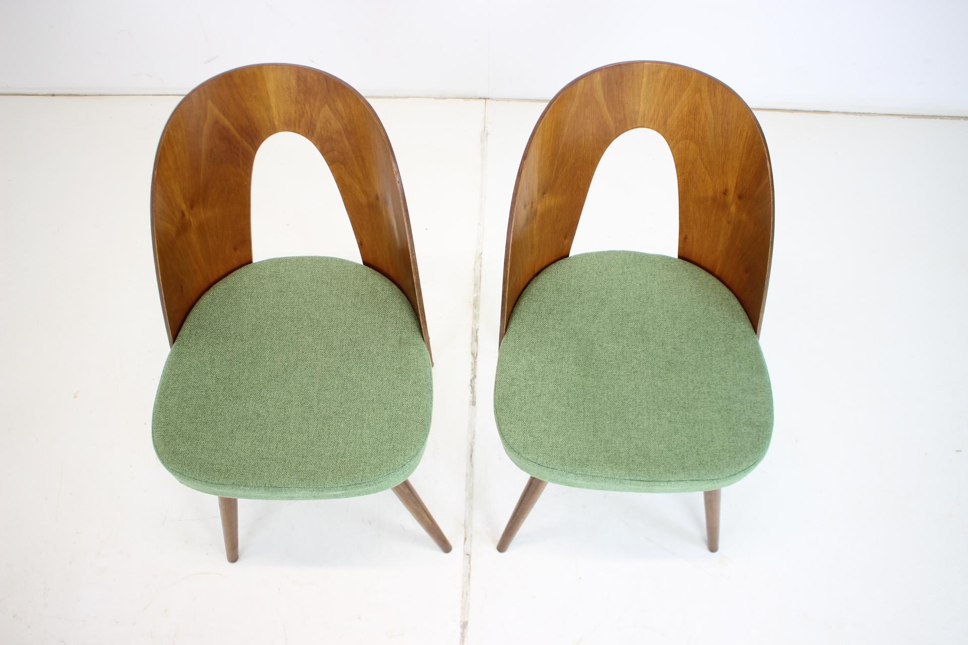 Fabric 1960s Antonin Suman Set of Two Dining Chairs, Czechoslovakia For Sale