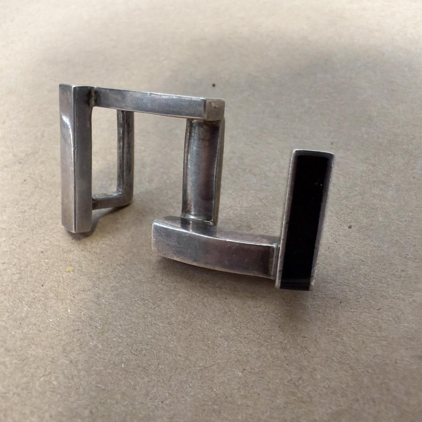 Mid-20th Century 1960s Antoñio Pineda Styled Belt Buckle Silver and Onyx For Sale