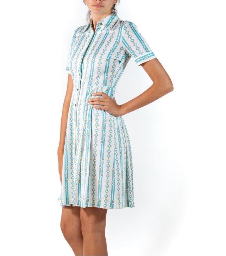 1960S Aqua Blue Status Print Cotton Blend Jersey Shirt Dress For Sale 4