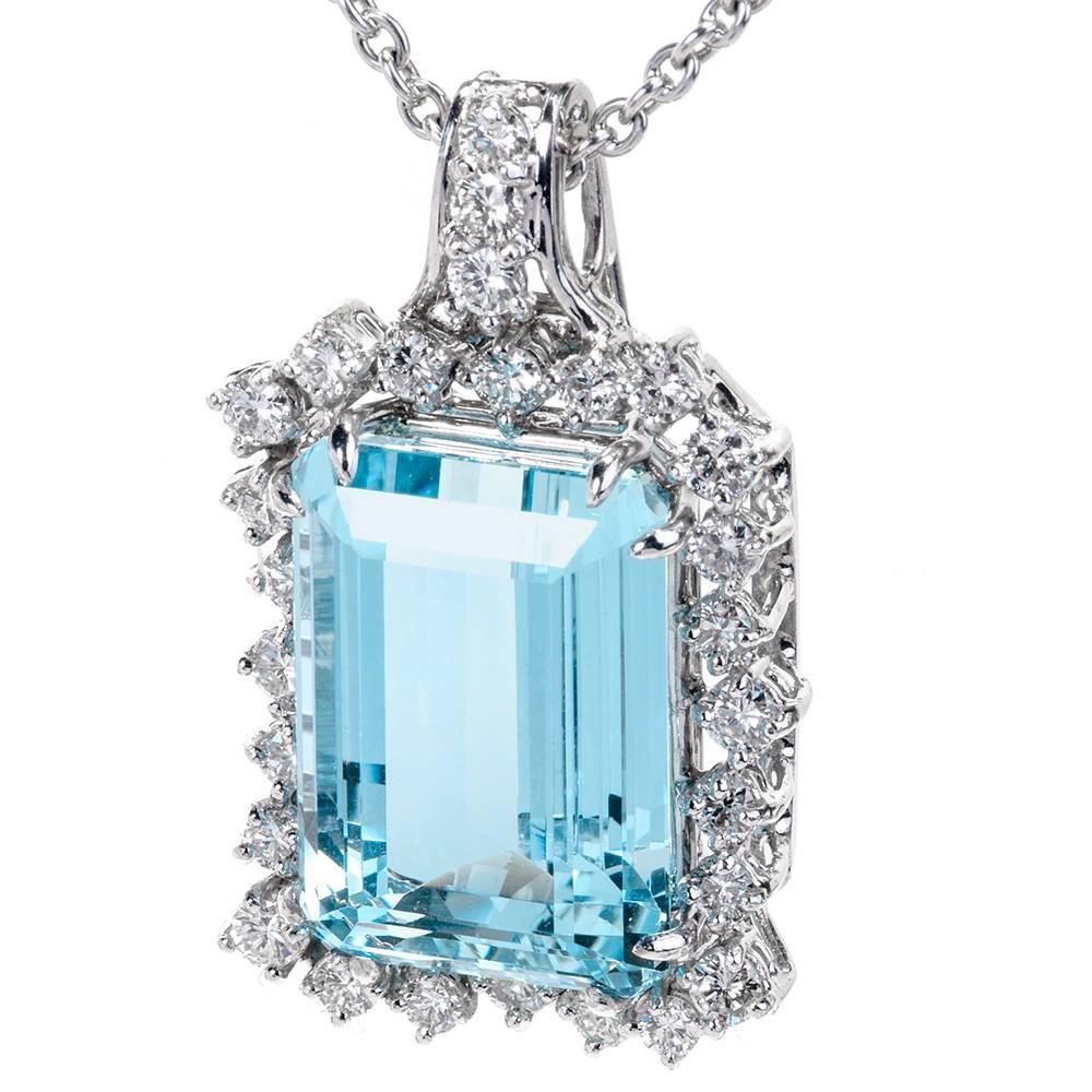 1960s Aquamarine Diamond Platinum Pendant Chain Necklace